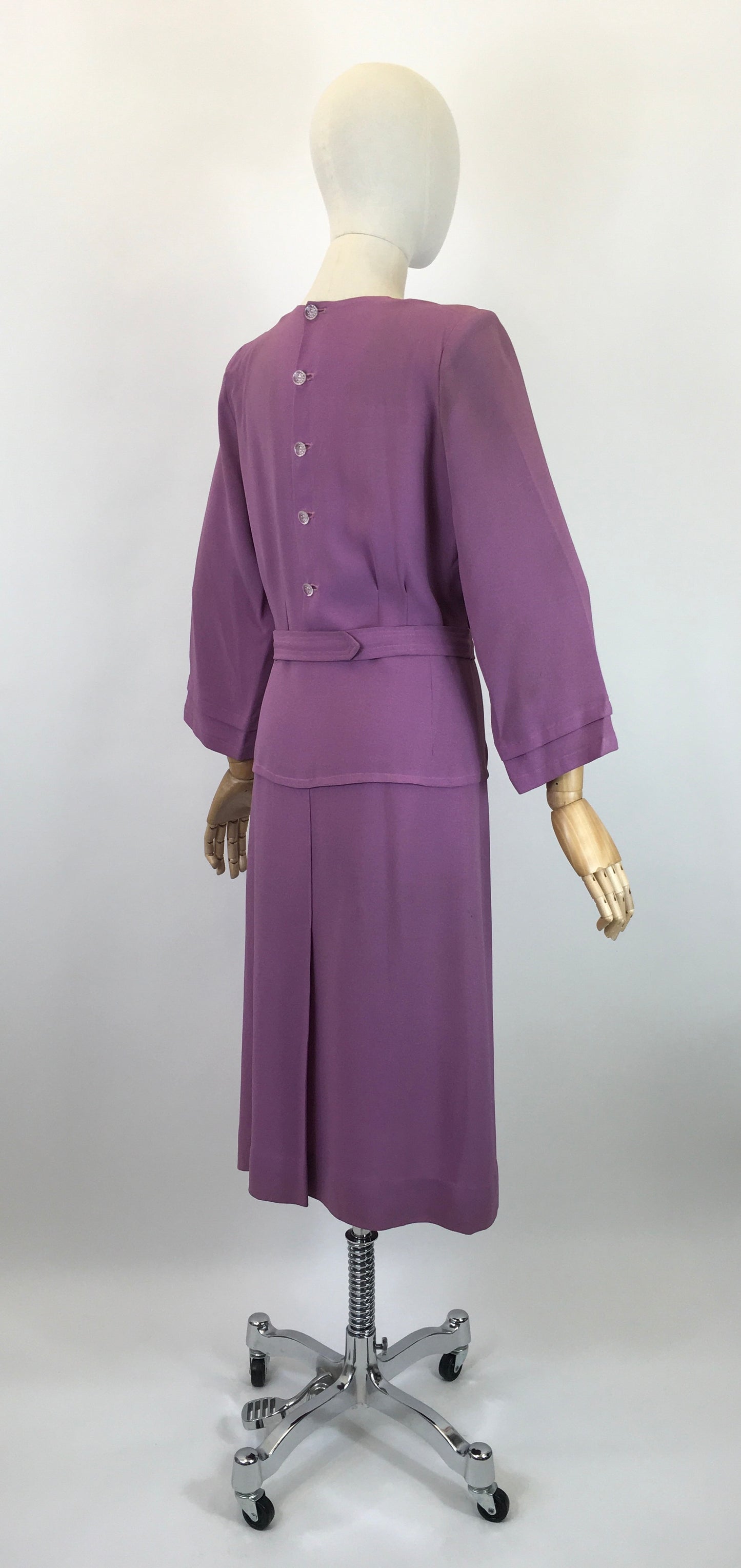 Original 1930’s Stunning Crepe Dress - In a Powdered Lilac