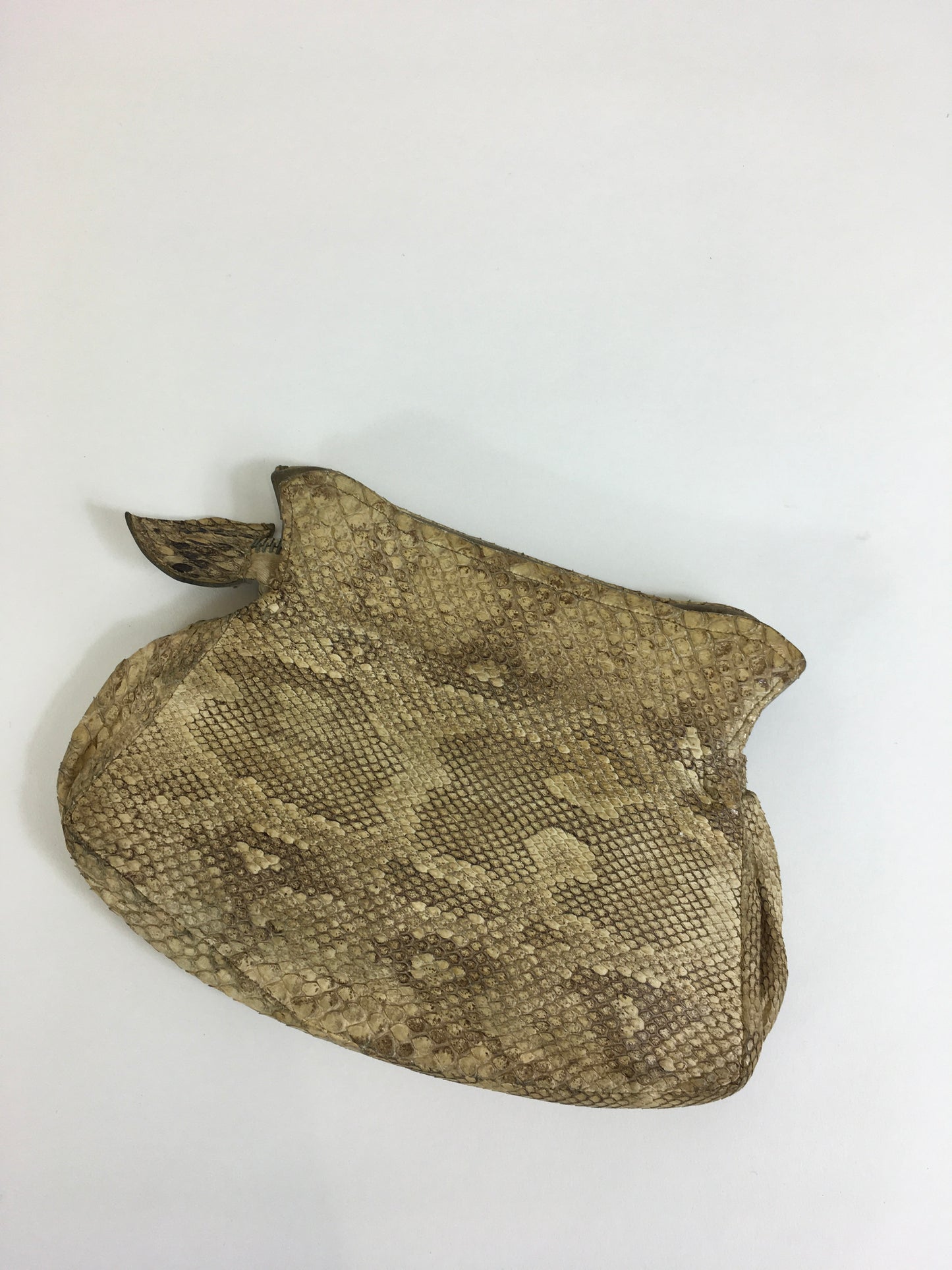Original 1930’s Beautiful Skin Clutch Handbag - In A Fabulous Deco Shape