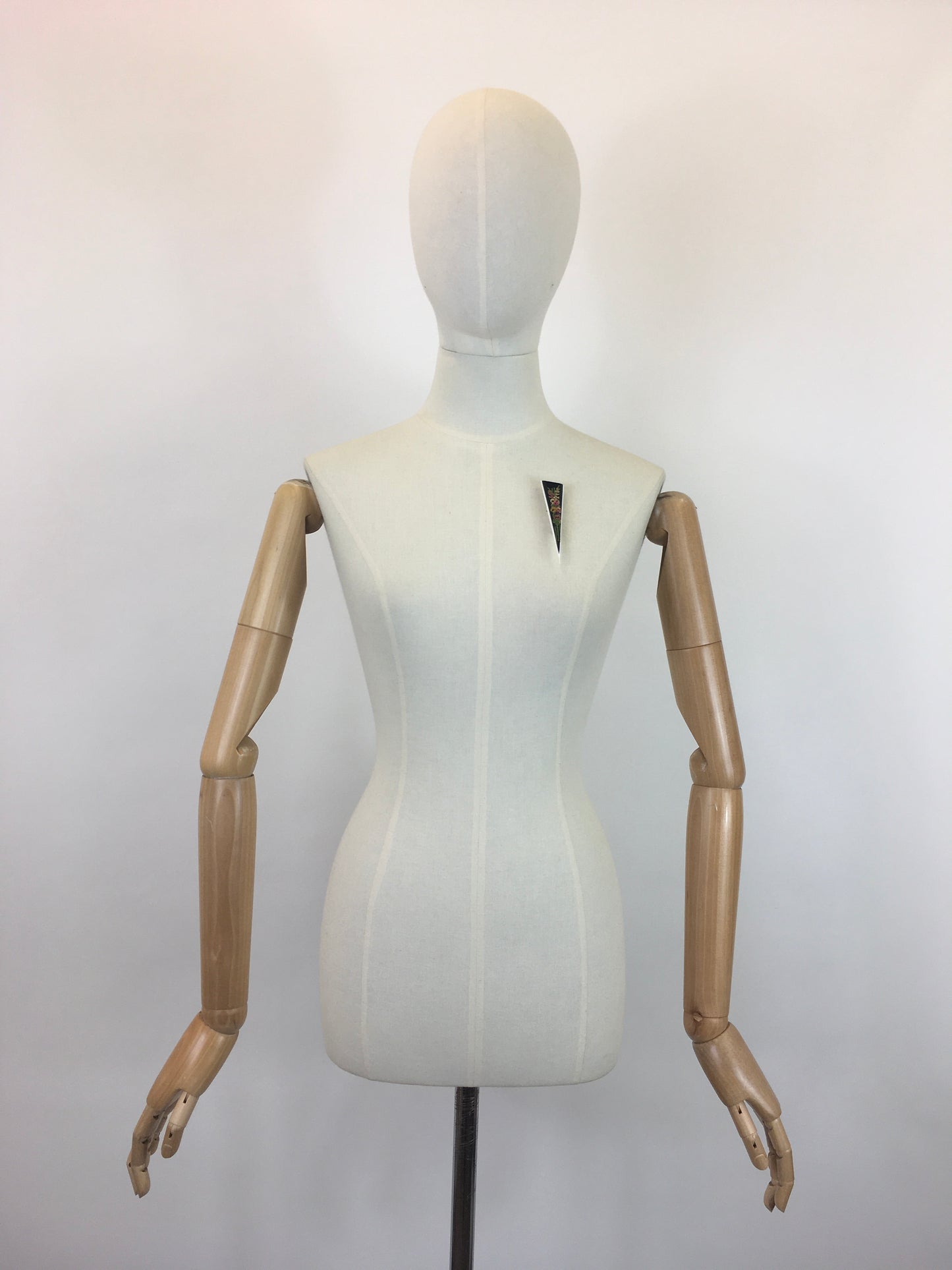 Original Late 1930's Dagger Brooch in Early Plastic - With Barbola Embellishments