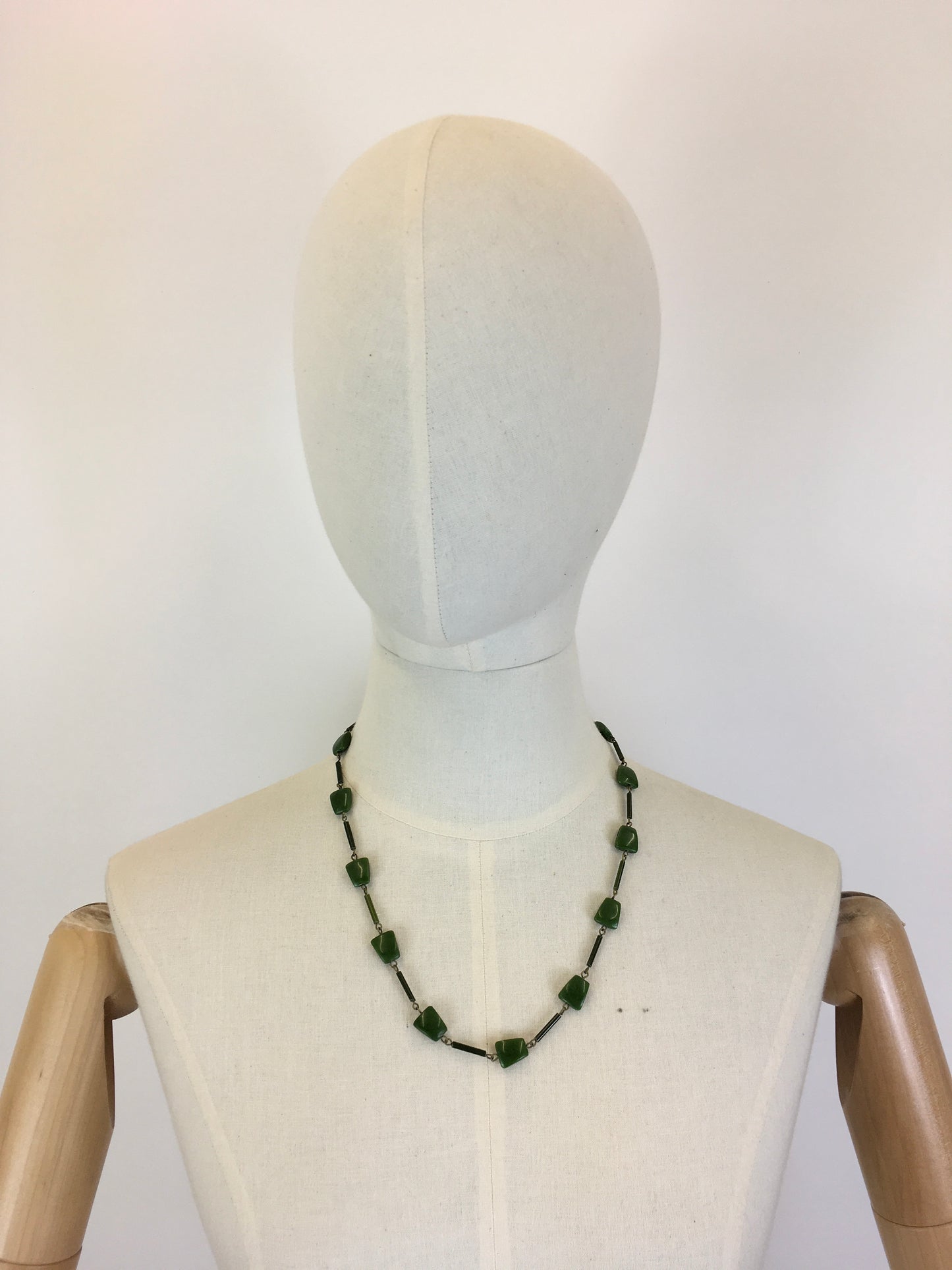 Original 1930’s Glass Beaded Necklace - In A Dark Forest Green
