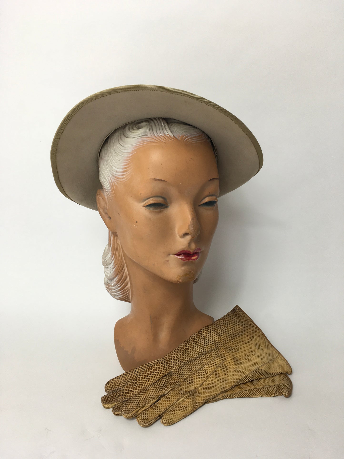 Original 1930’s Matching Snakeskin Cloche Hat & Gloves Set - Festival of Vintage Fashion Show Exclusive
