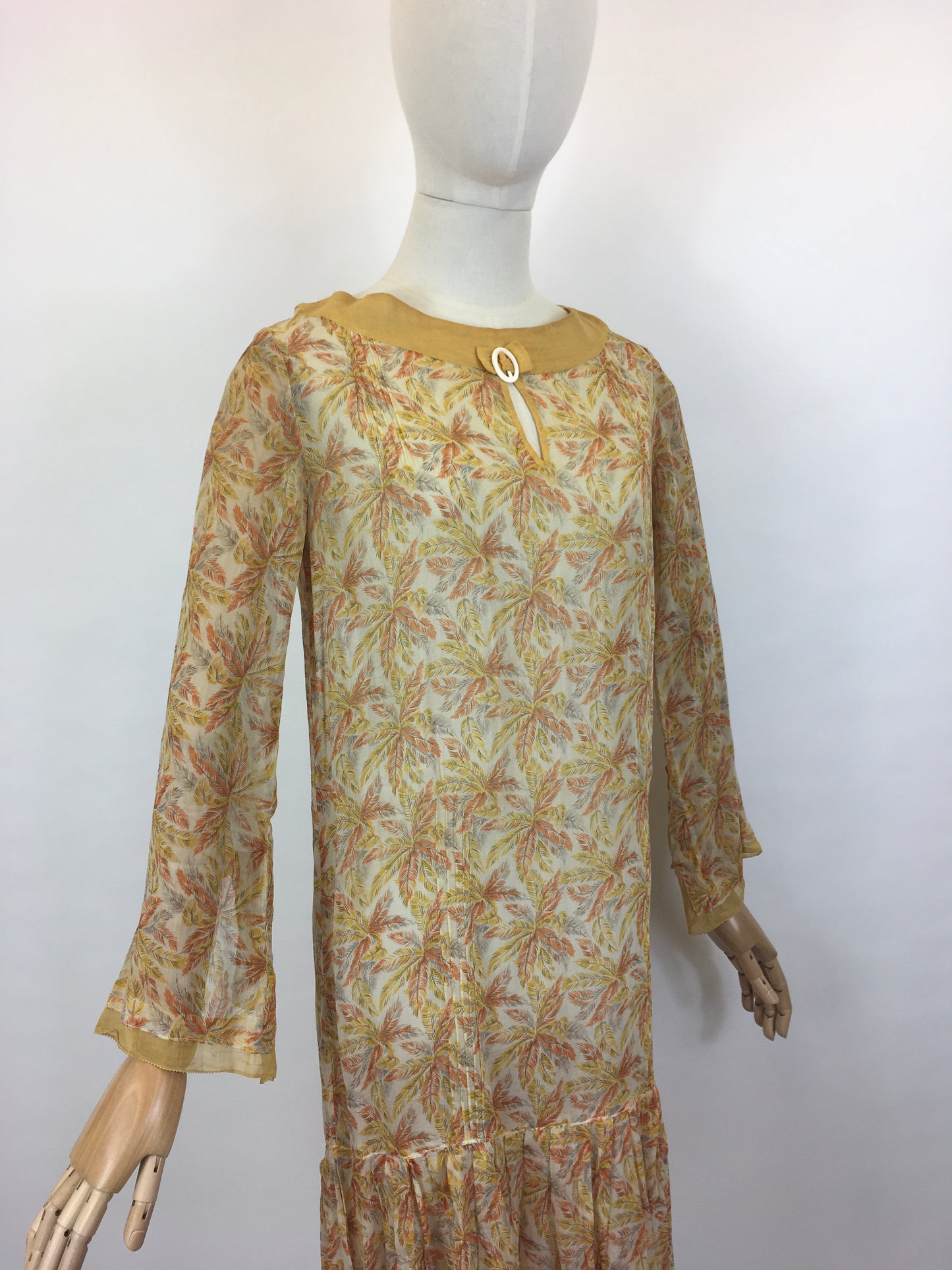 Original 1920’s FABULOUS Cotton Lawn Dress - Flora and Fauna in Buttery Yellows,Soft Oranges and Powdered Greys