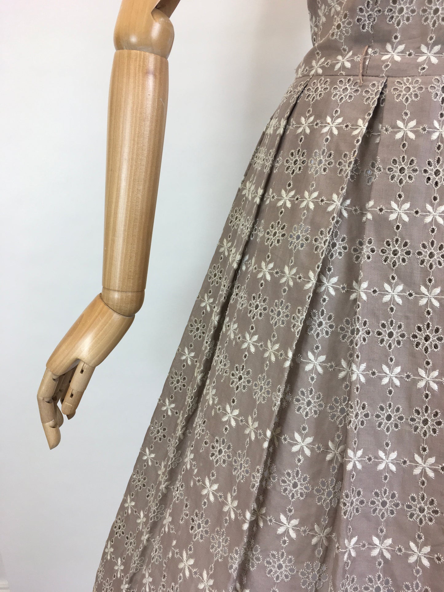 Original 1950’s Darling Broderie Anglaise Cotton Day Dress - In a Soft Fawn with White Accents