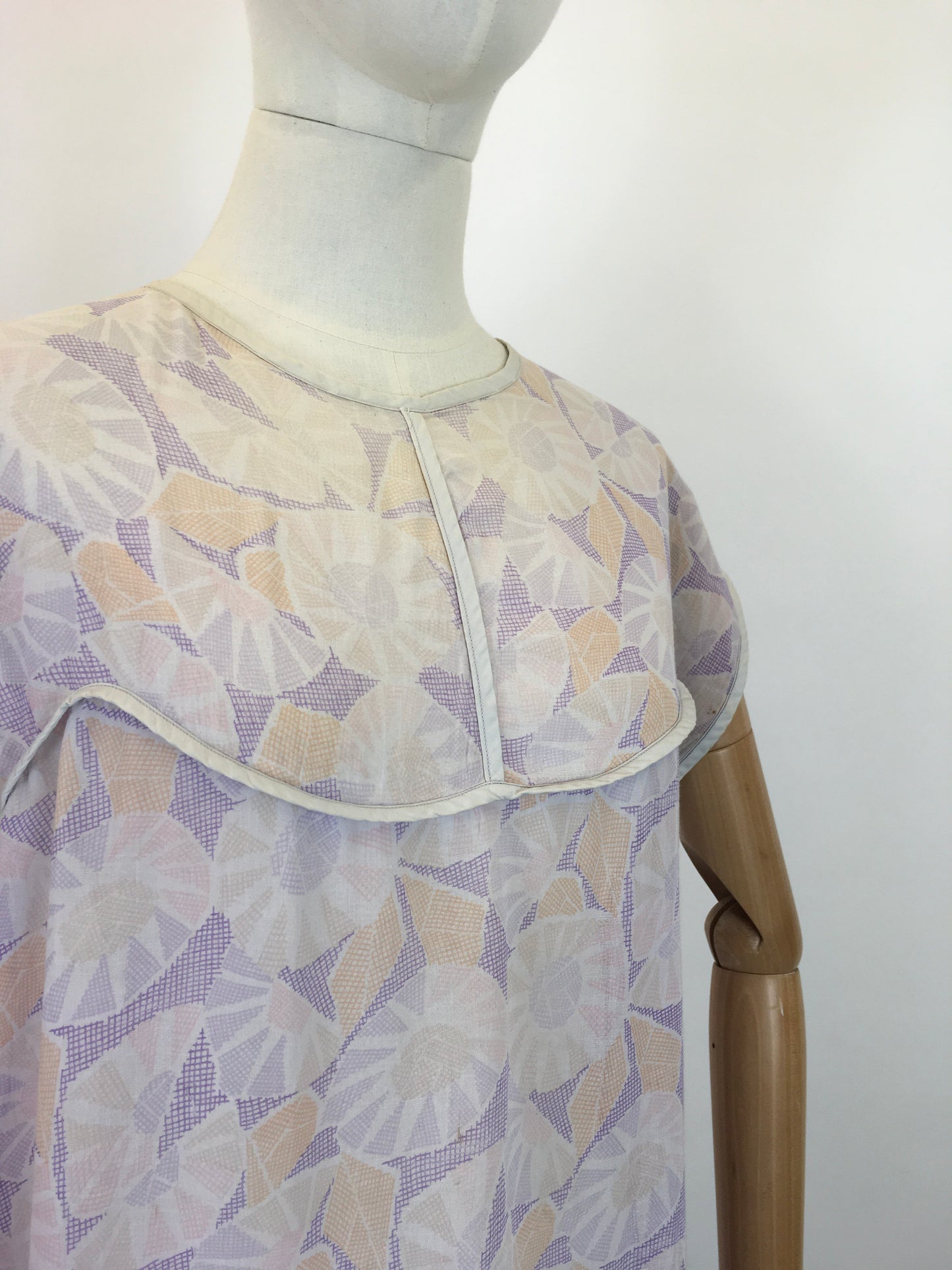 Original 1920's Charming Cotton Lawn Day Dress - In Deco Pastels of Lilacs, Pinks & Orange