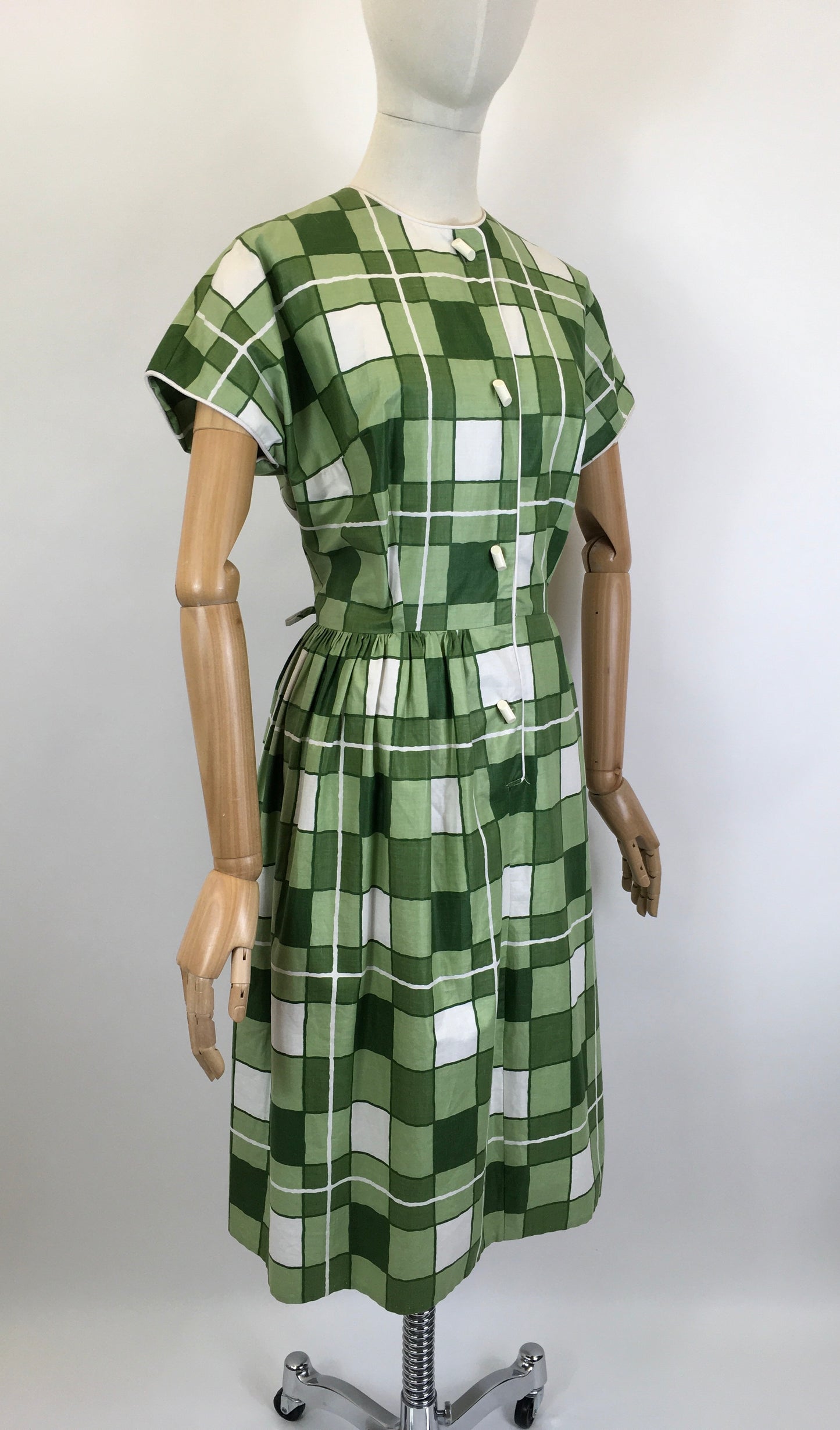 Original 1950's Darling Cotton Day Dress - In Shades of Green & White