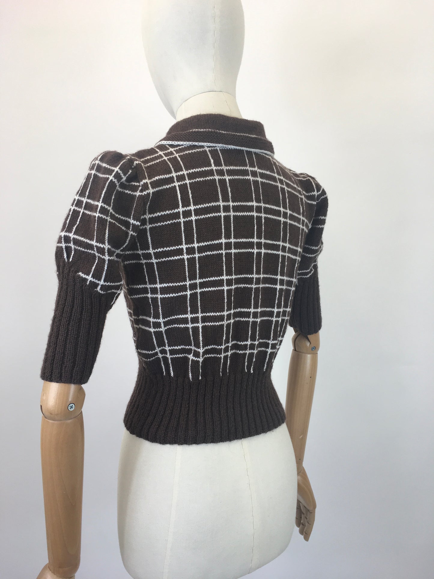 Hand Knit - Original 1940’s Reproduction Knitwear by Linda Boddison