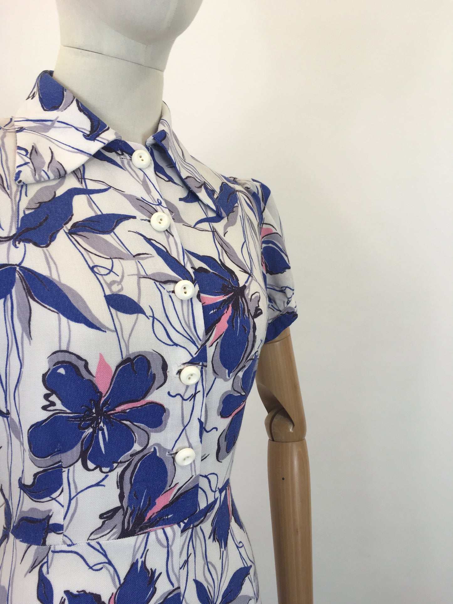 Original 1940's Darling Moygashol Linen Day Dress - In Navy, Off White, Blush & Grey