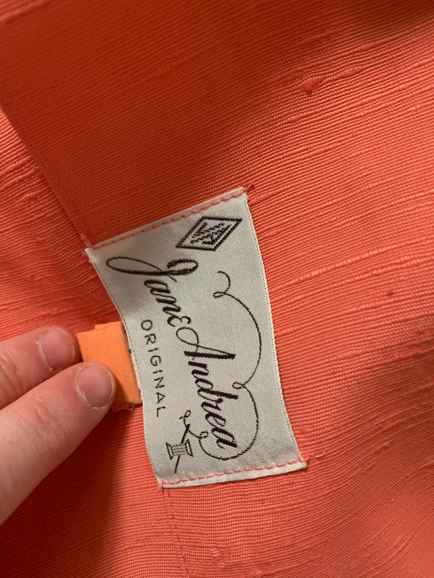 Original 1940’s 2pc Summer Suit - Fabulous Coral Colour and Lovely Detailing