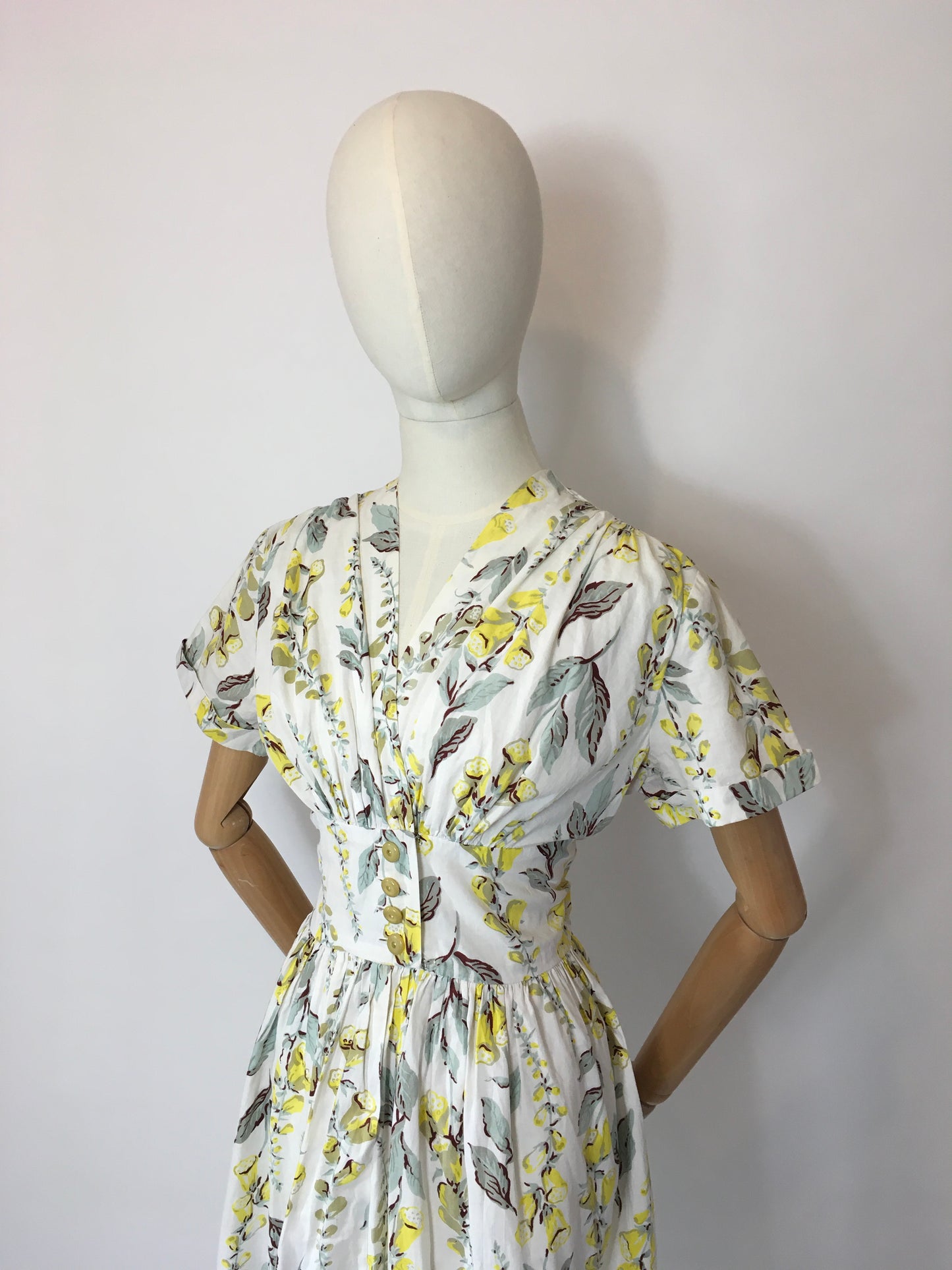 Original 1950s Floral Day Dress - In the Most Beautiful Colour Palette of Buttery Yellows and Mint Greens