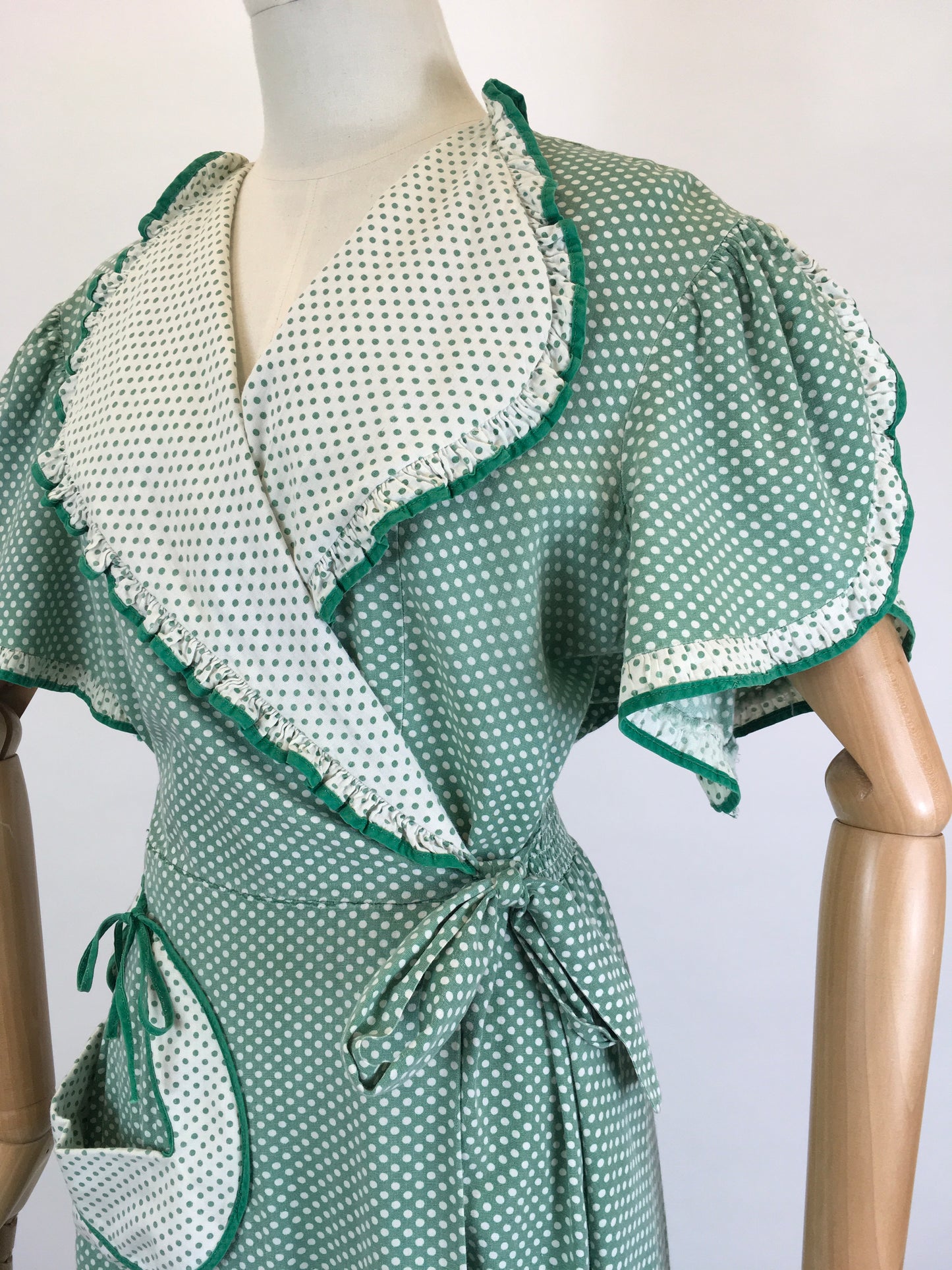 Original 1940’s SENSATIONAL Wrap House Dress - In A Fabulous Green & White Polka Dot