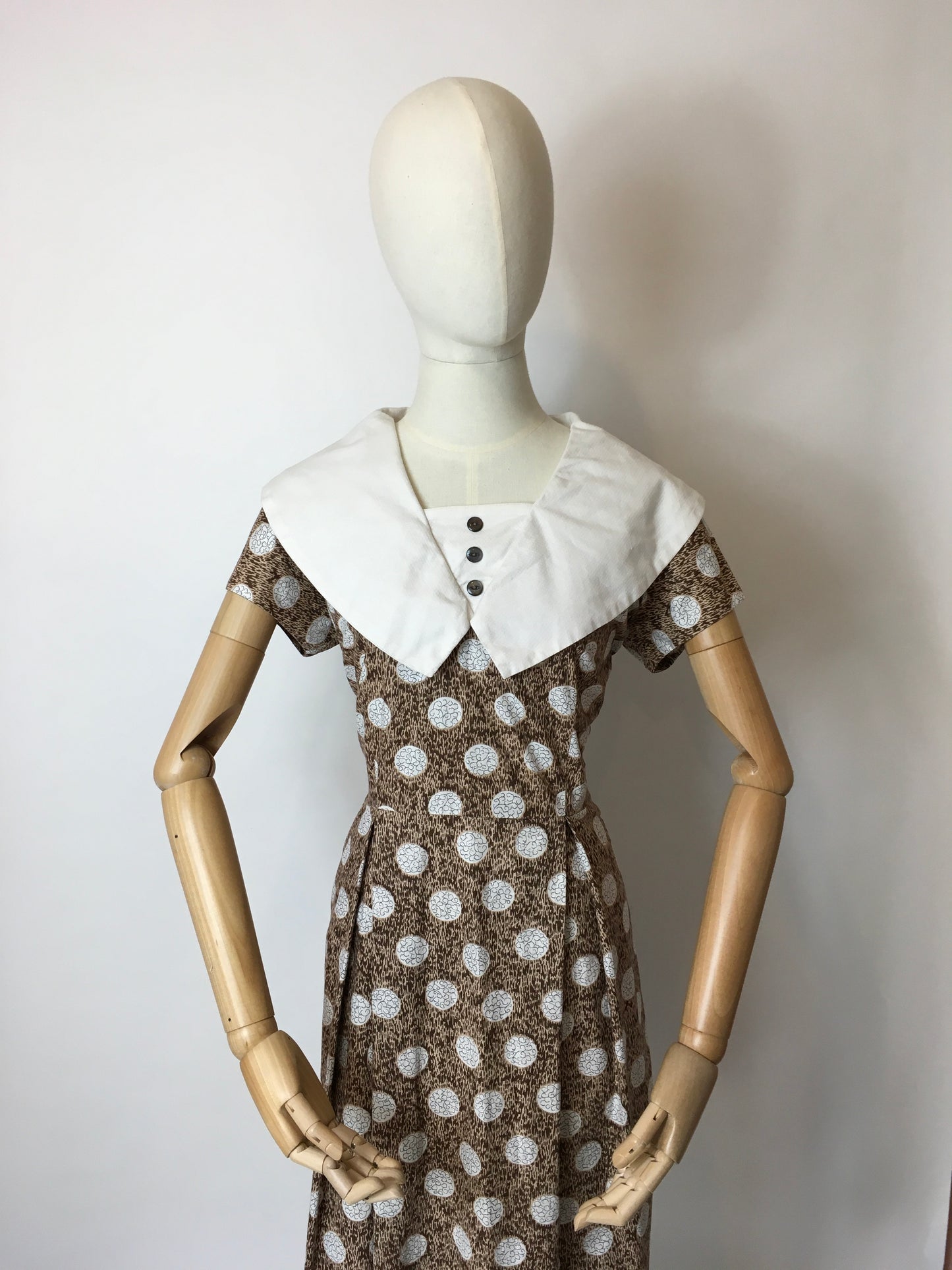 Original 1950s Cotton Day Dress - Lovely Geometric Print in Browns, Beiges and Whites