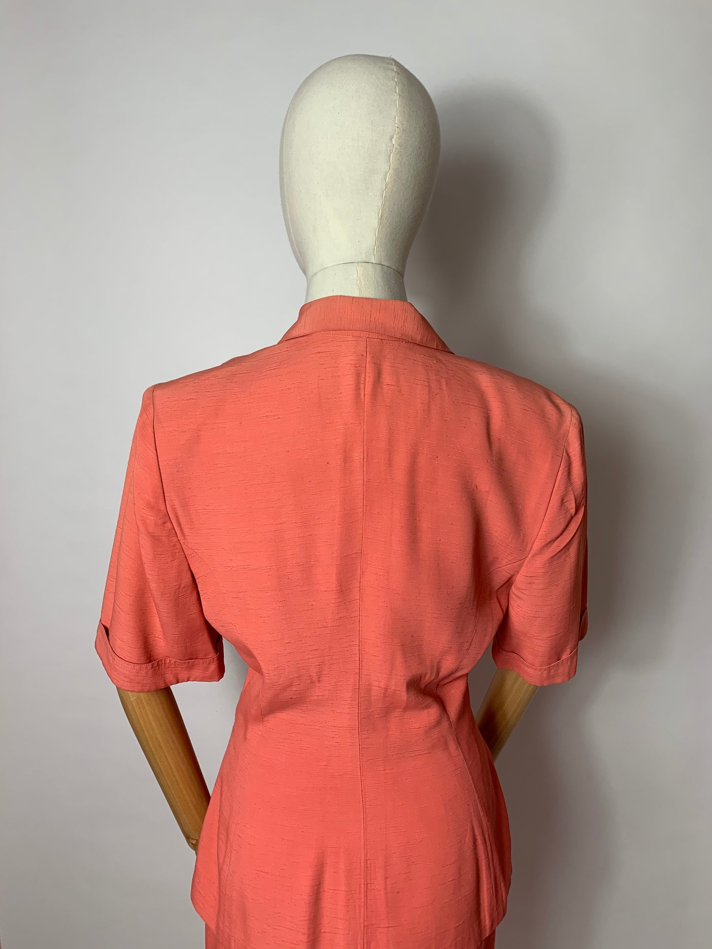 Original 1940’s 2pc Summer Suit - Fabulous Coral Colour and Lovely Detailing