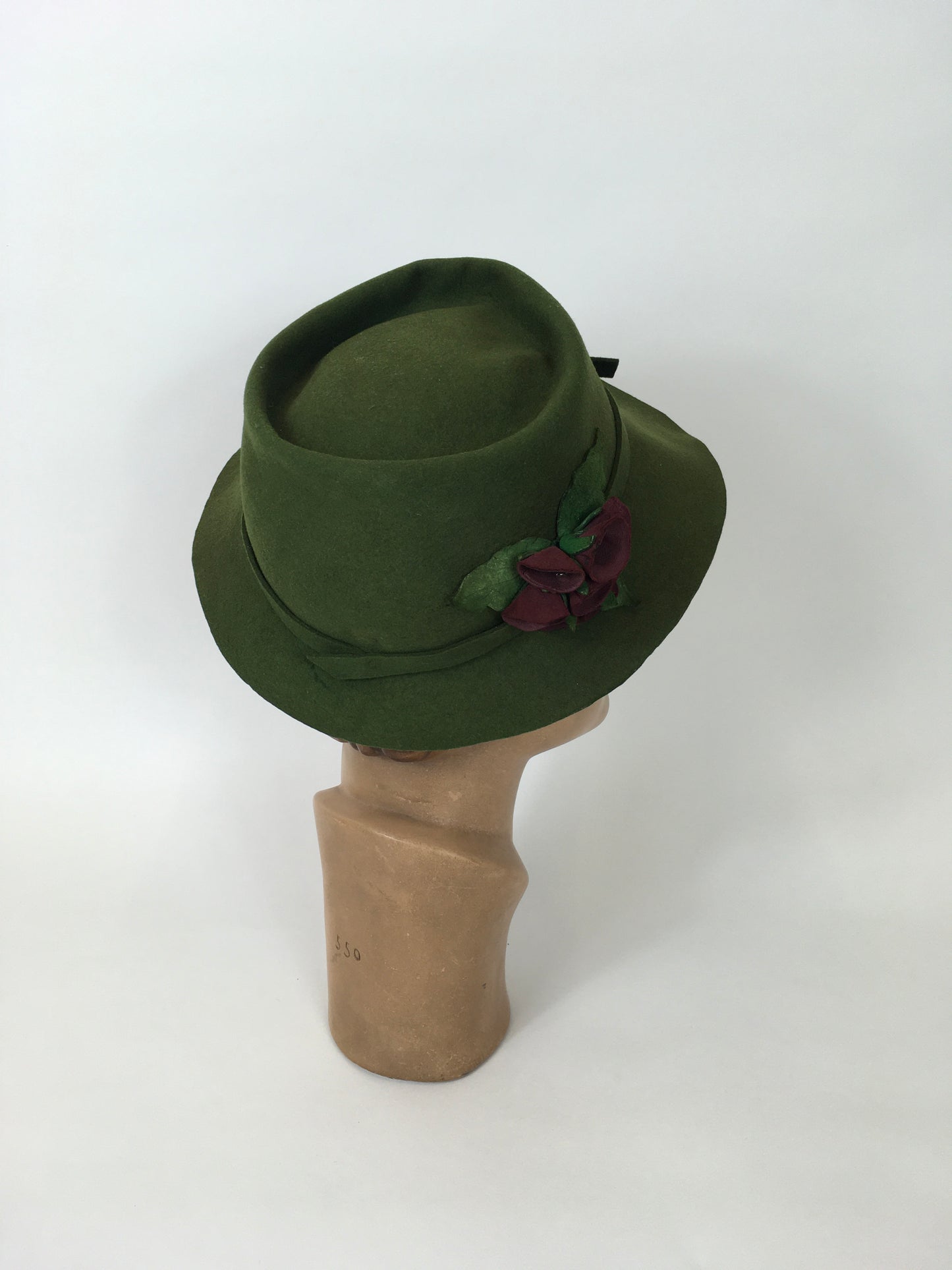 Original Late 1930’s / 1940’s Bottle Green Hat - With Bow and Suede Floral Arrangement