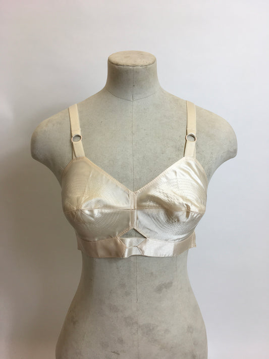 What Katie Did Lingerie - Harlow Nouveau in Peach