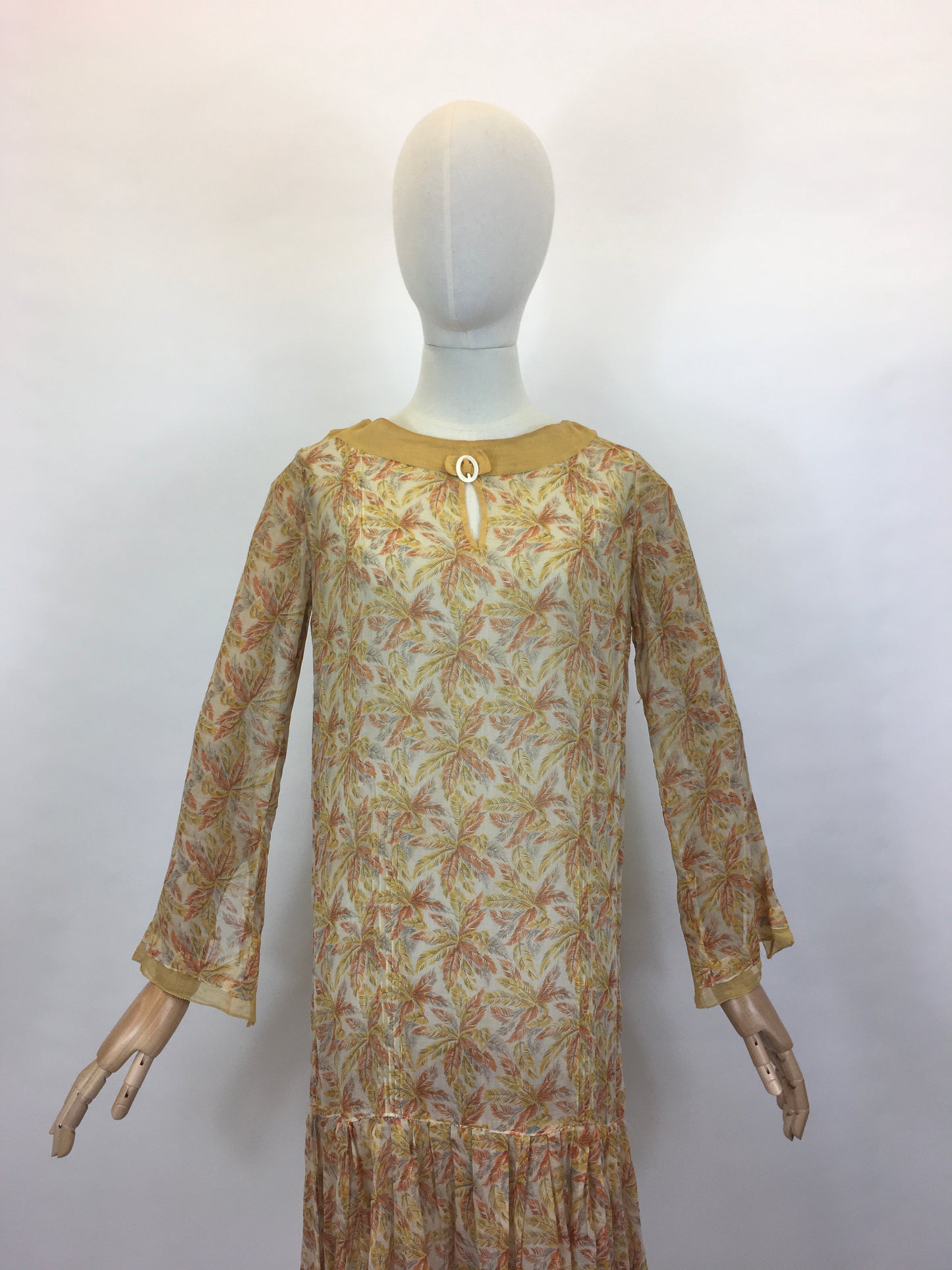 Original 1920’s FABULOUS Cotton Lawn Dress - Flora and Fauna in Buttery Yellows,Soft Oranges and Powdered Greys