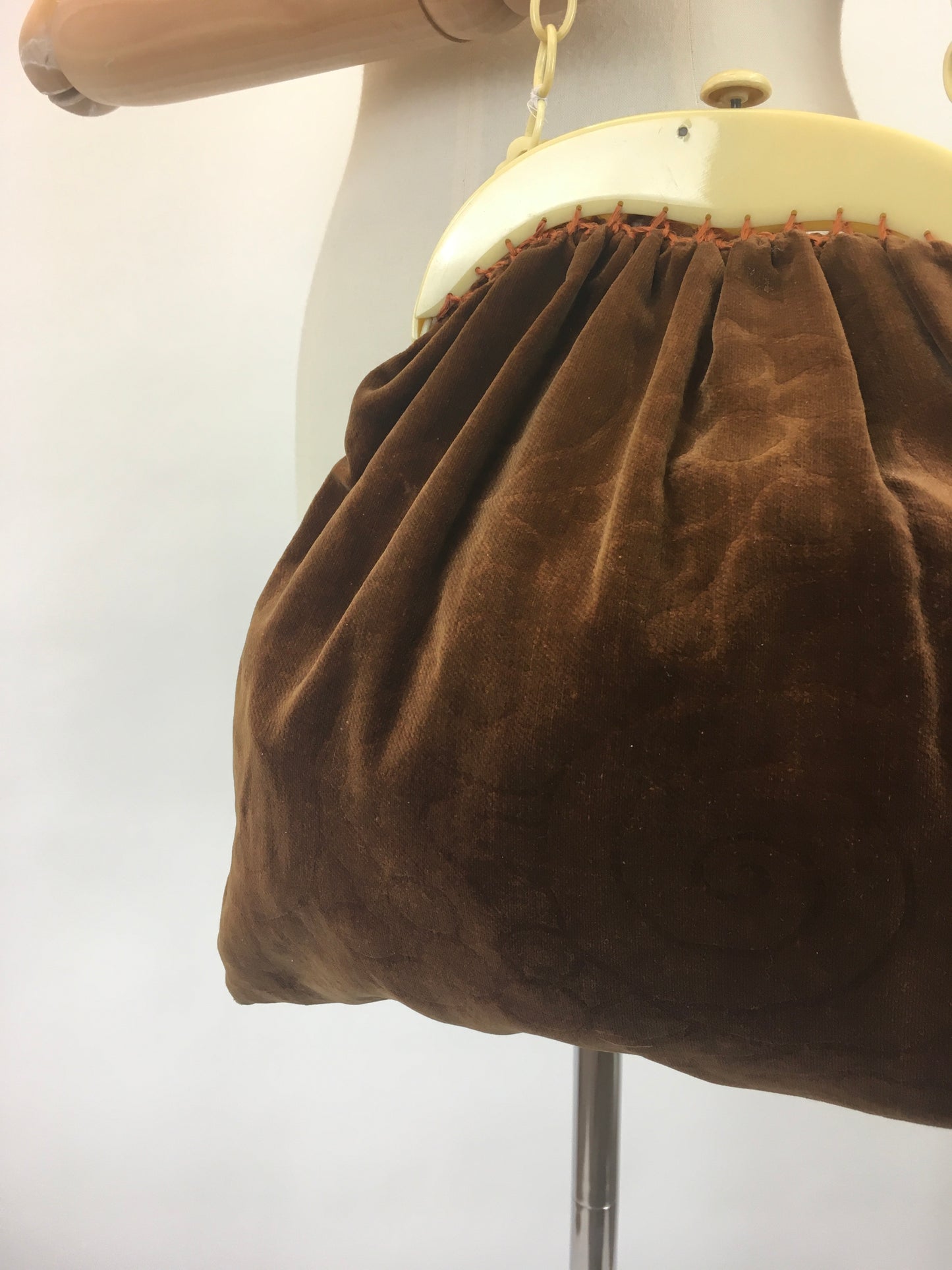 Original Late 1920's Early 1930's Stunning Velvet Handbag - In Warm Golden Brown