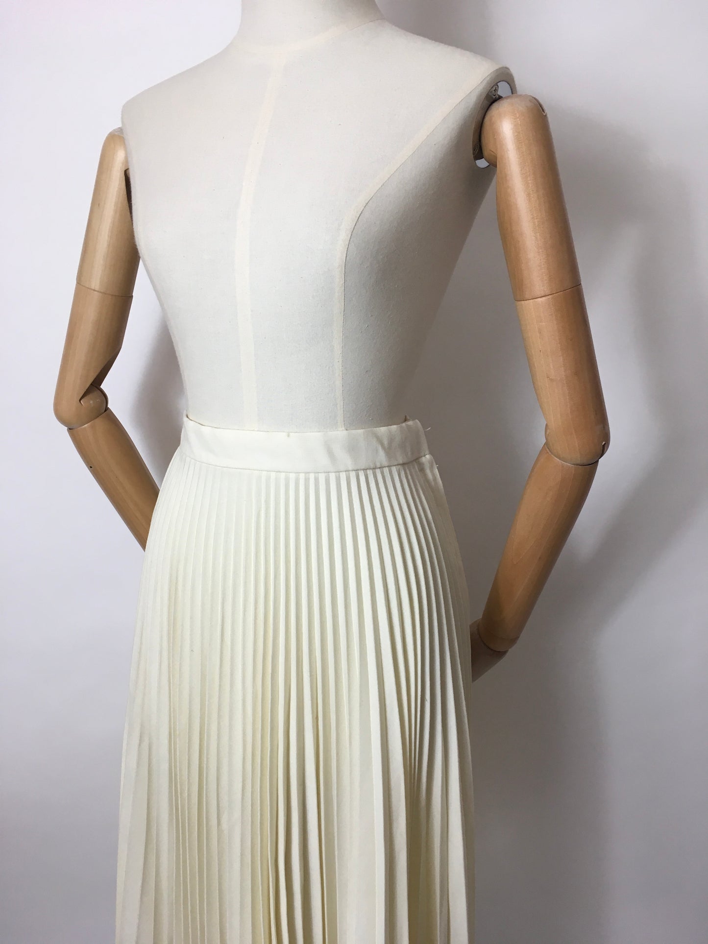 Original 1950s Pleated Skirt - In a soft buttery cream