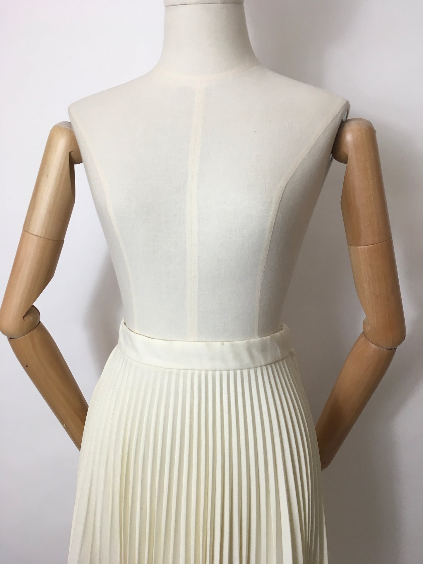 Original 1950s Pleated Skirt - In a soft buttery cream