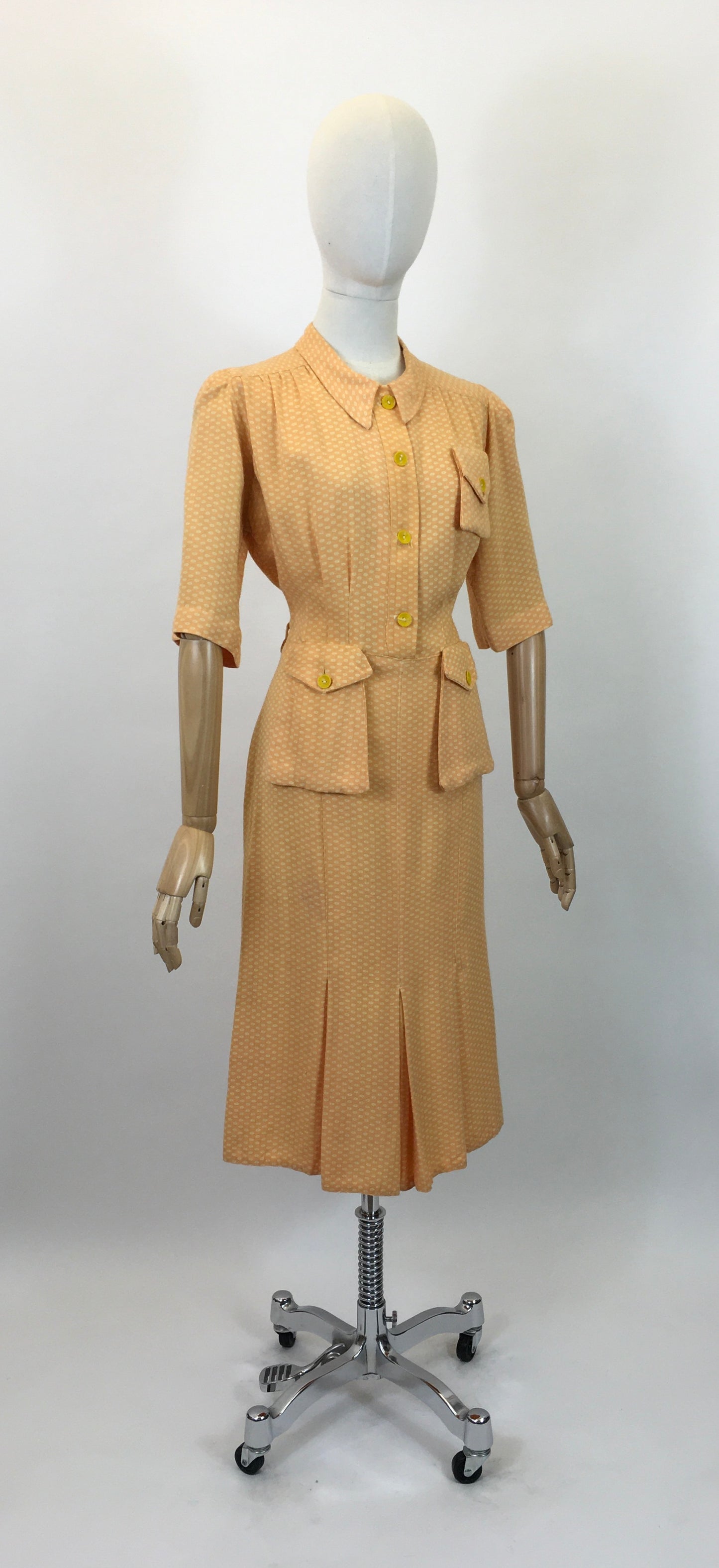Original 1940's Gorgeous Moygashol Linen Dress - In An Apricot Polka Dot With Yellow Buttons