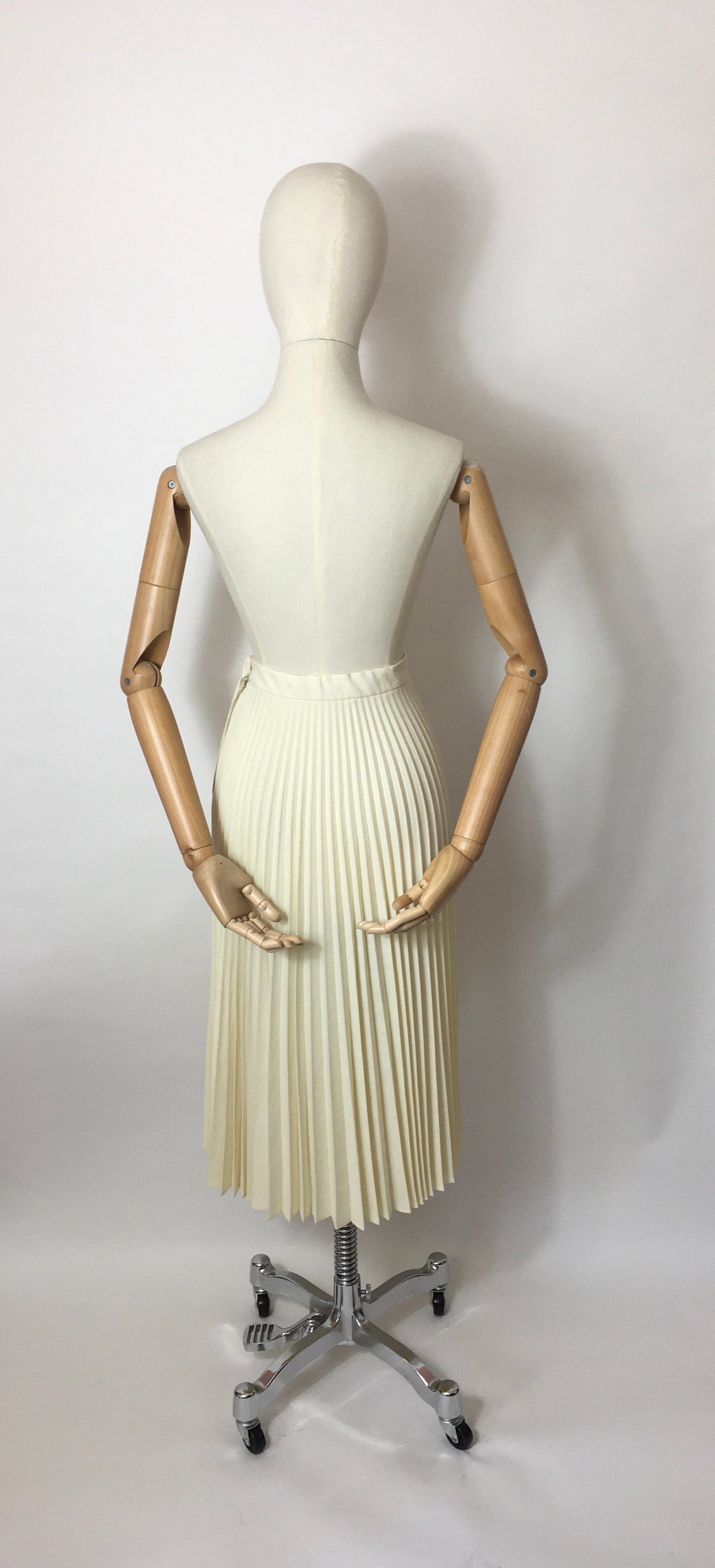 Original 1950s Pleated Skirt - In a soft buttery cream