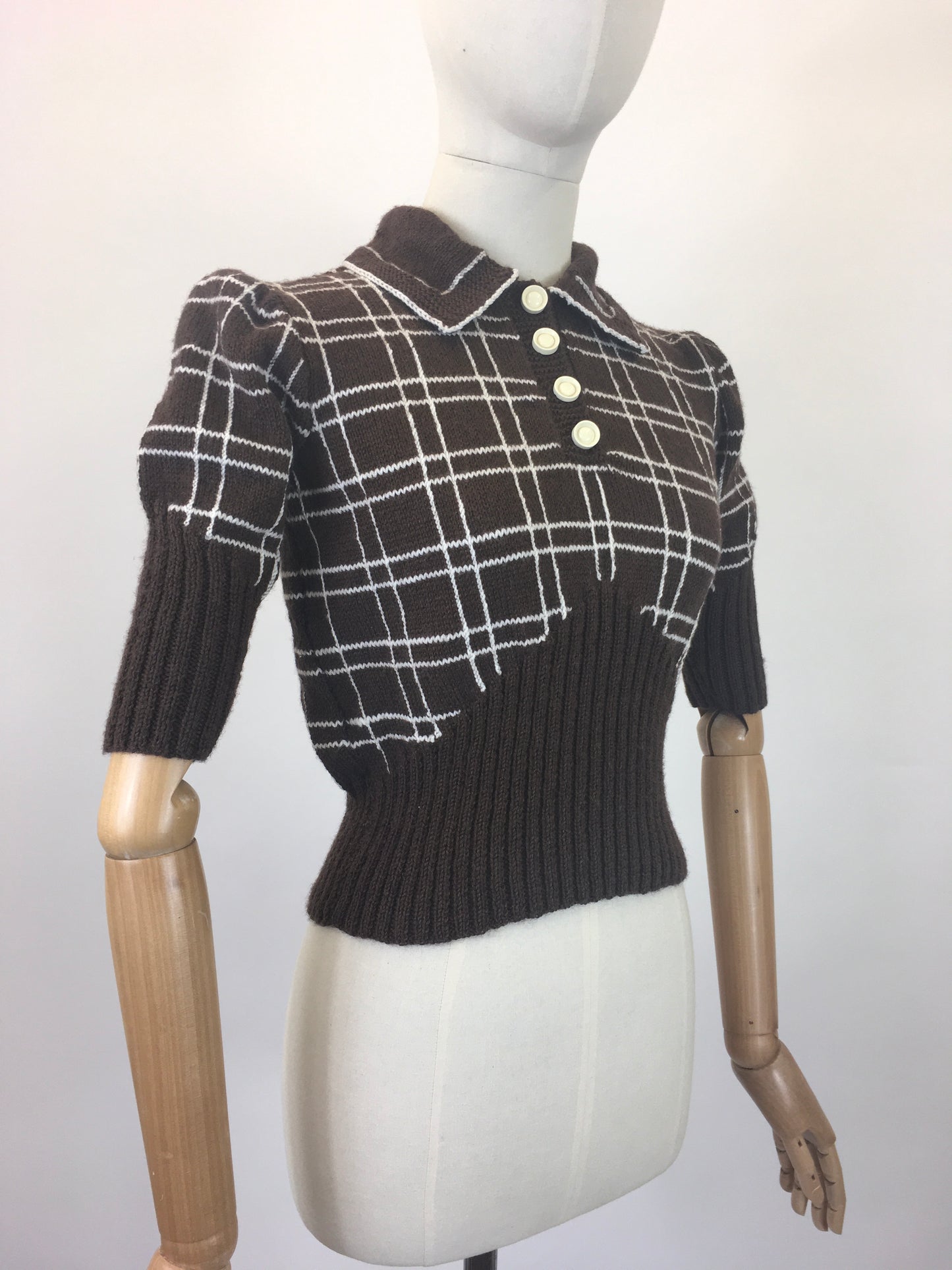 Hand Knit - Original 1940’s Reproduction Knitwear by Linda Boddison