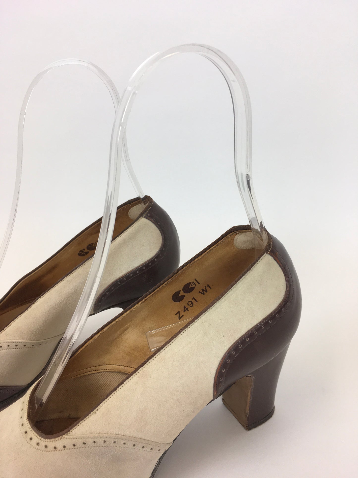 Original 1940s ‘ Start-rite’ CC41 Utility Spectre Shoes - In Iconic Colour-way Cream & Brown