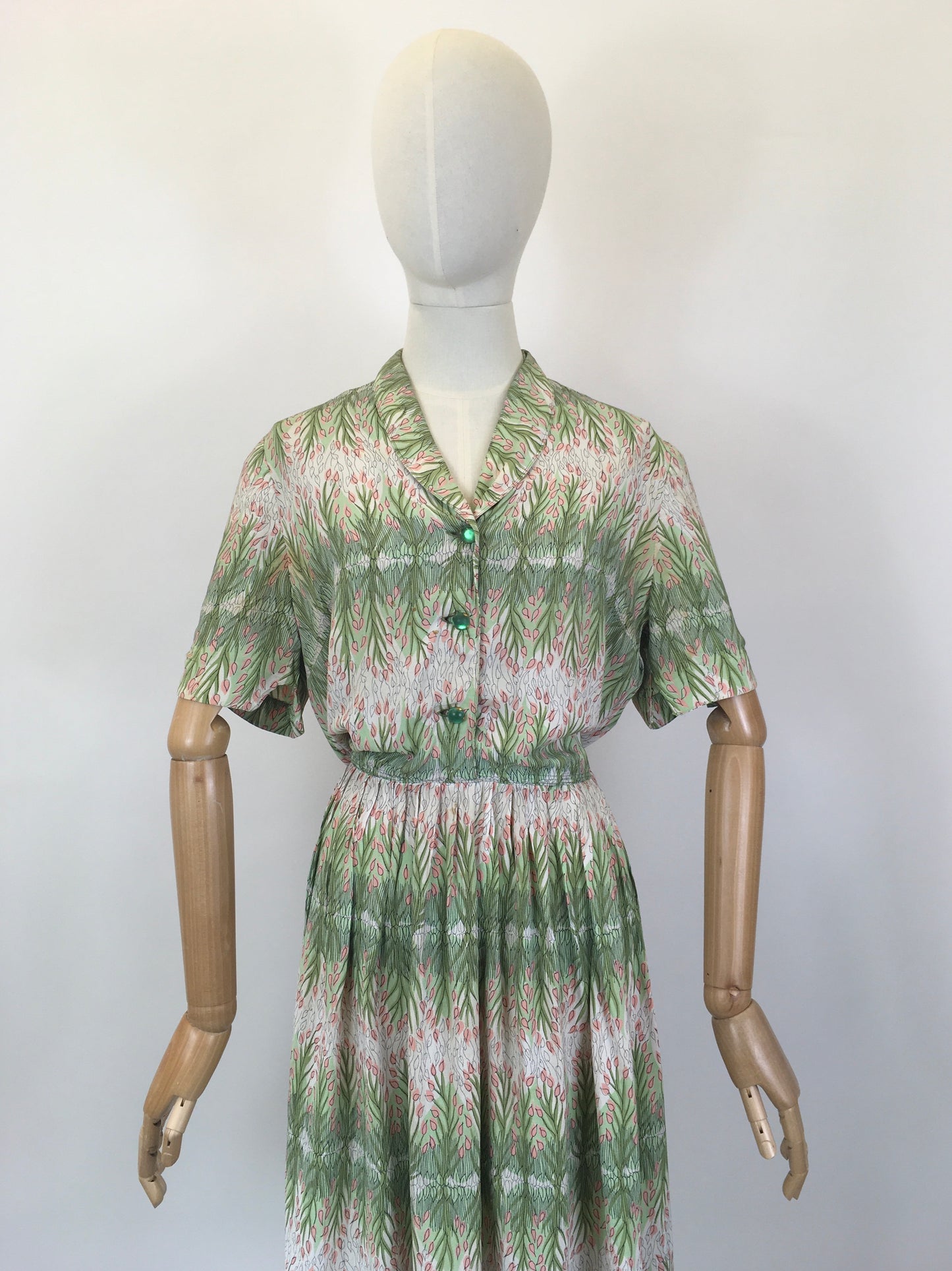 Original 1940’s Stunning Rayon Crepe Dress - In the Prettiest Floral in Powdered Rose and Green