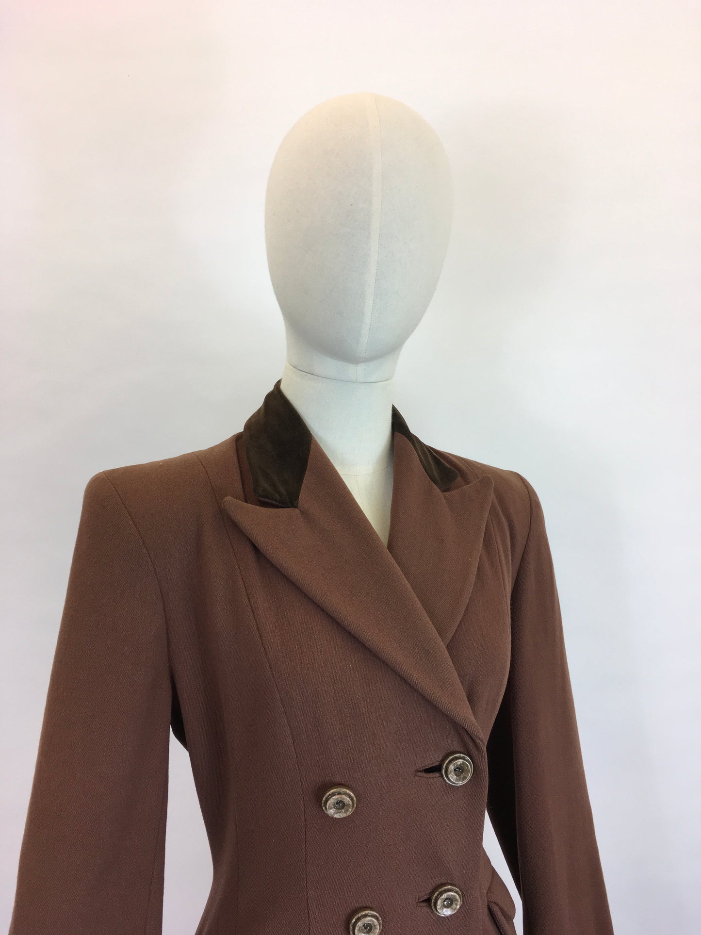 Original 1940’s SENSATIONAL Brown Wool Coat - With A Beautiful Rich Brown Velvet Trim