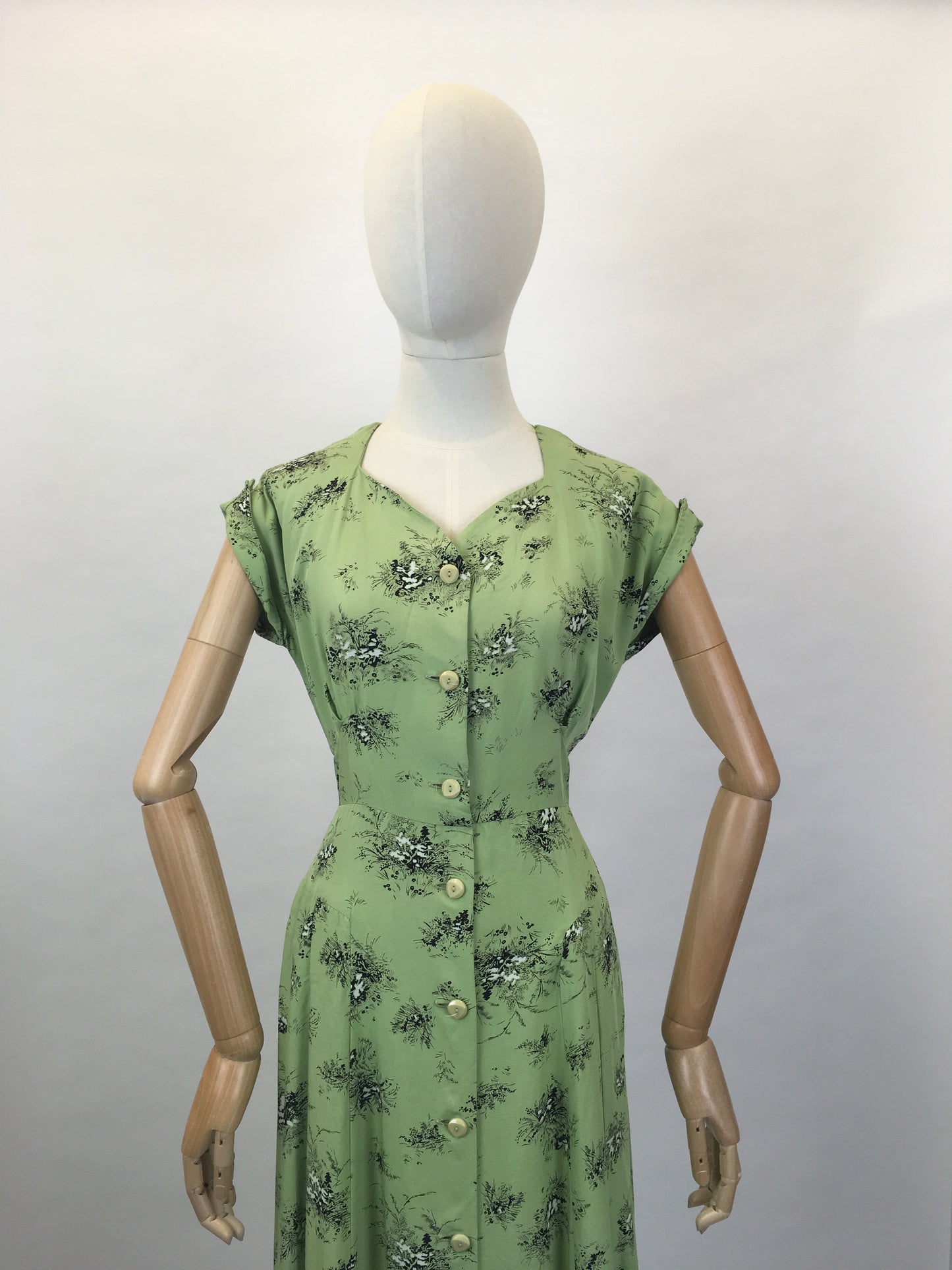 Original Late 1940’s ‘ St. Michael’ Cotton Day Dress - In a Beautiful Green and Black Stencilled Floral Print