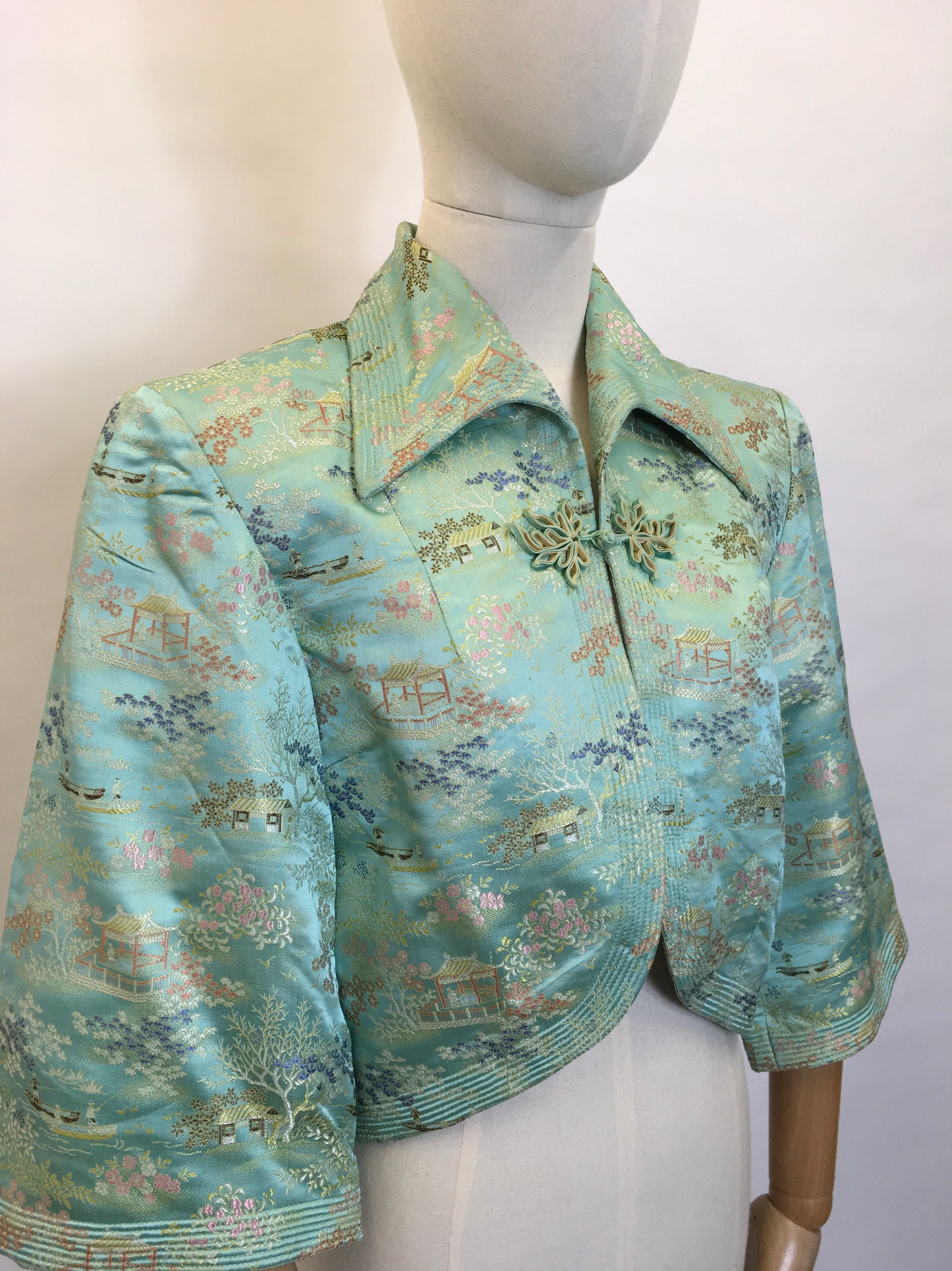 Original 1937 Oriental Loungewear Jacket - Featuring Strong Pointed Collar Detailing
