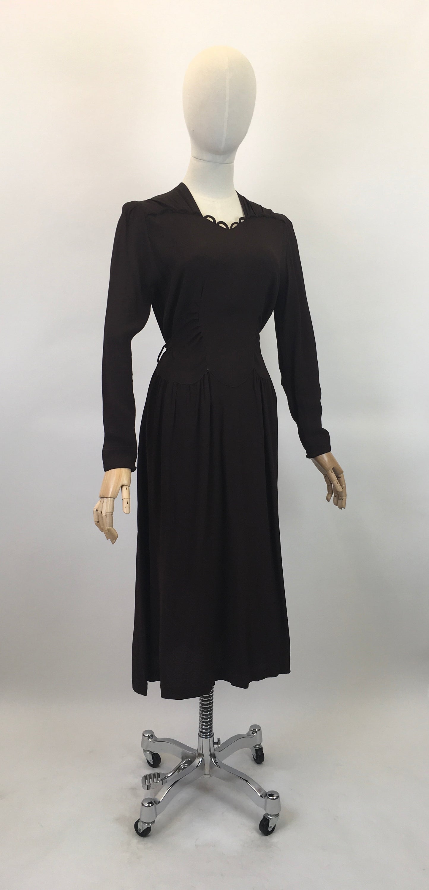 Original 1940's Sublime ' Mary Browne' CC41 Crepe Dress - In A Warming Brown with Roulette Loop Detailing