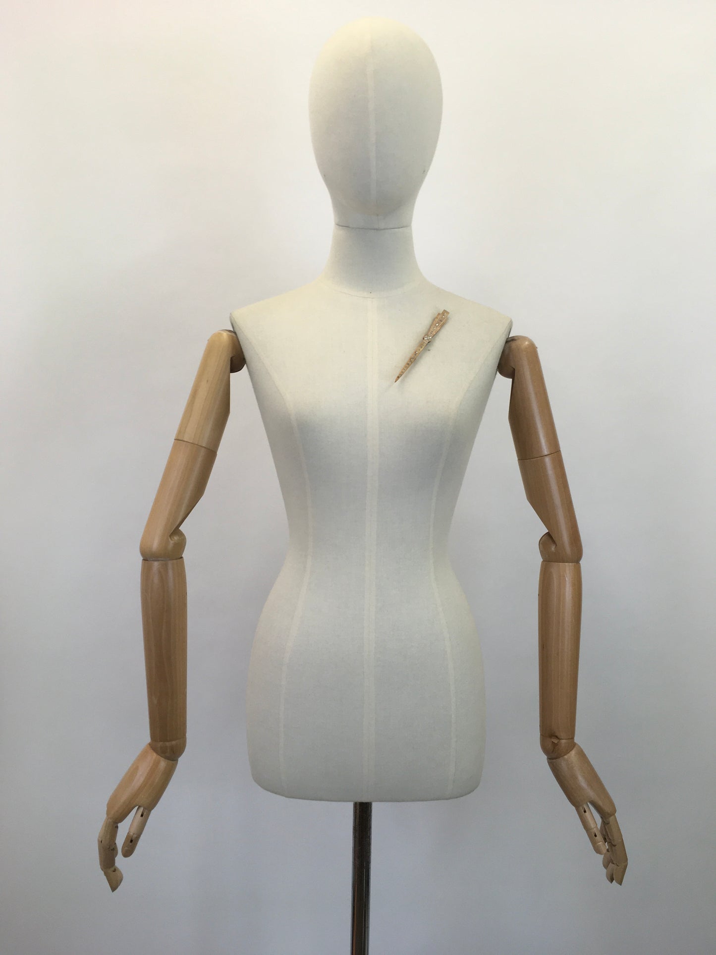 Original 1920's Fabulous Art Deco Brooch - In A Fawn Colourway with Paste Stones