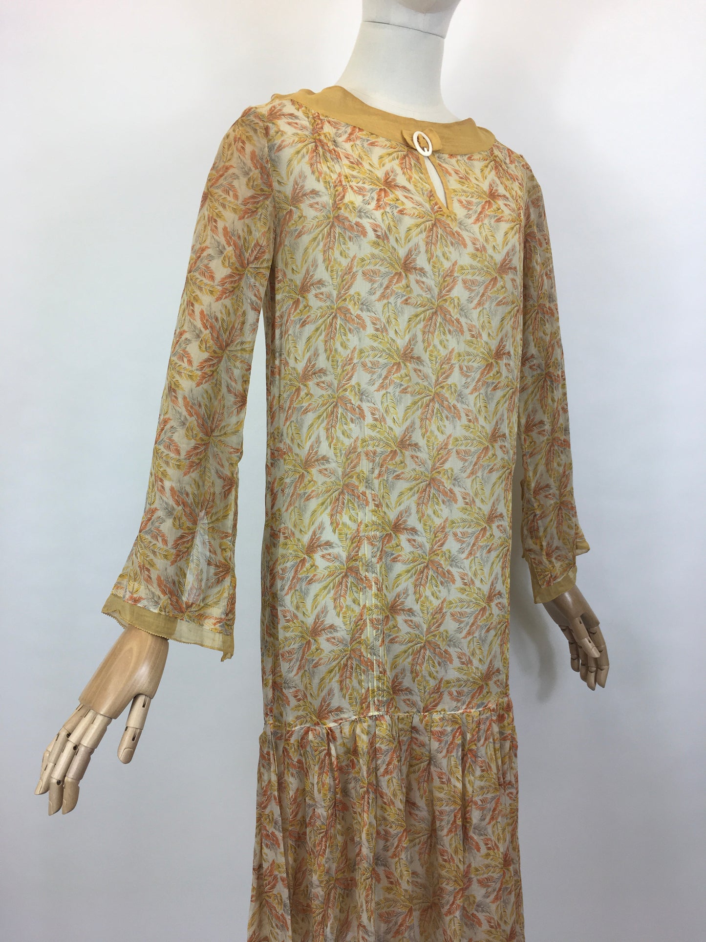Original 1920’s FABULOUS Cotton Lawn Dress - Flora and Fauna in Buttery Yellows,Soft Oranges and Powdered Greys