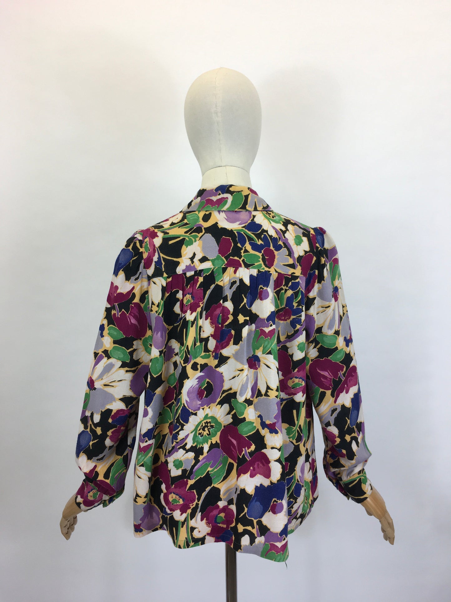 Original 1940’s FABULOUS CC41 Utility Blouse - In A Darling Floral Linen in A Winter Berry Palette