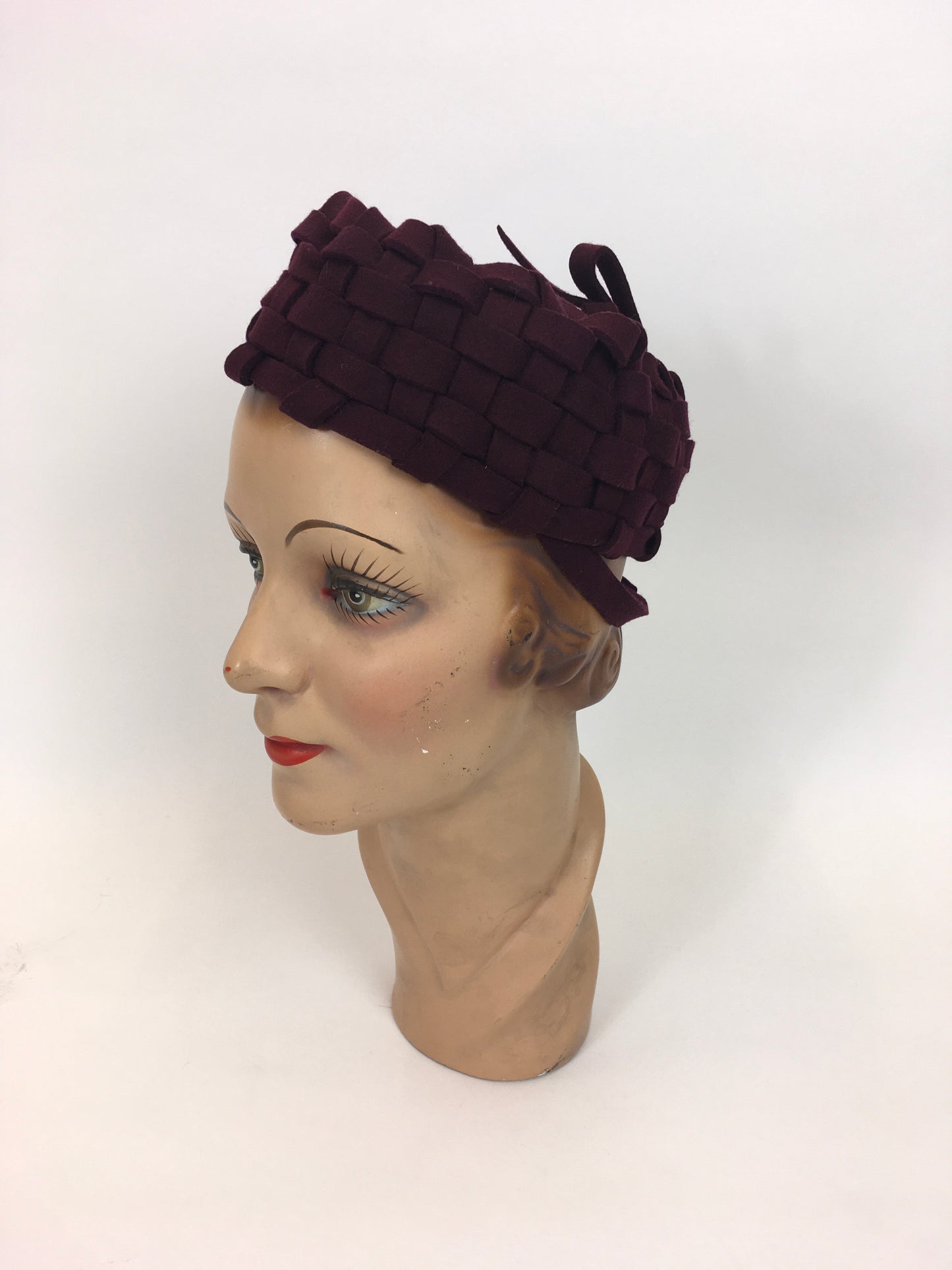 Original 1940s Deep Burgundy Felt Topper Hat - With Stunning Lattice Work Detailing