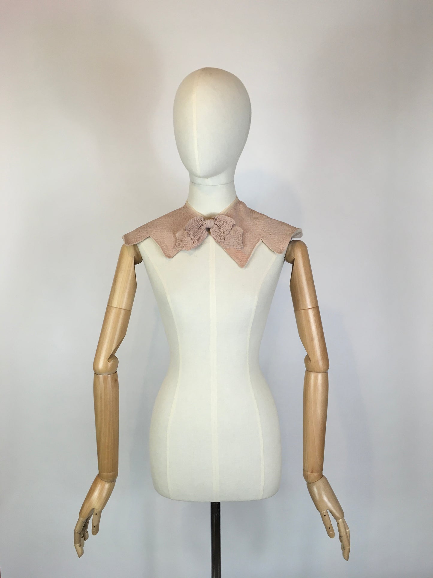 Original 1930’s / 1940’s Collar with Bow Detailing - In A Powder Pink Crepe
