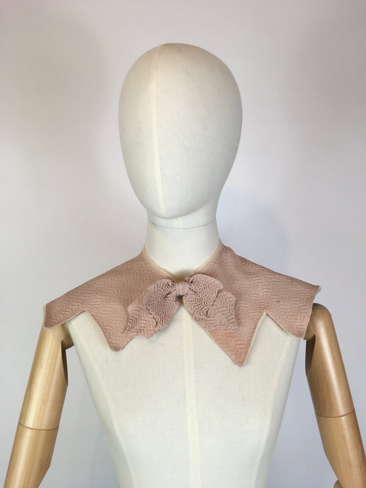 Original 1930’s / 1940’s Collar with Bow Detailing - In A Powder Pink Crepe