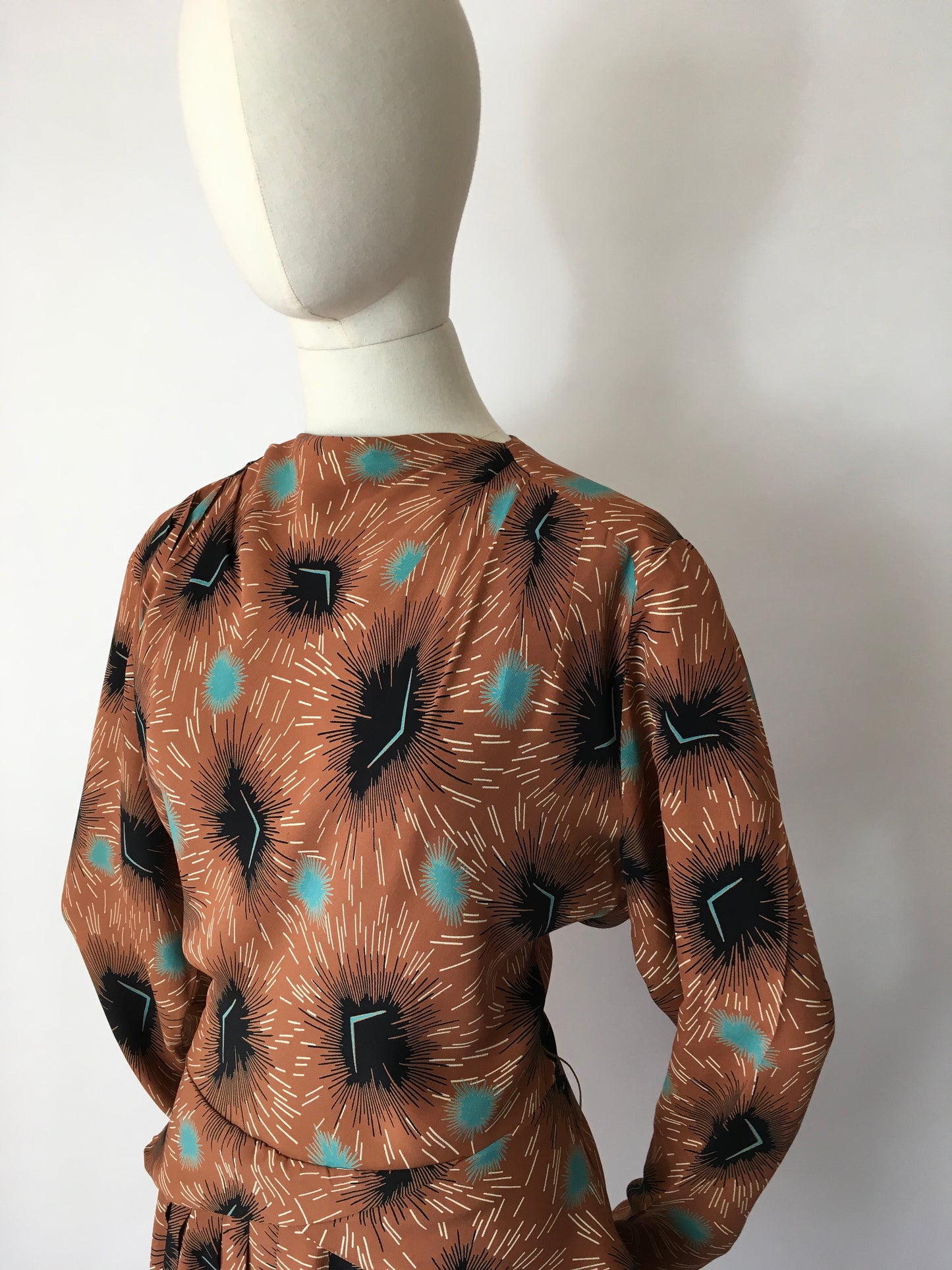 Original 1940’s Stunning Rayon Dress - Featuring a classic Silhouette and Beautiful Colour Pallet