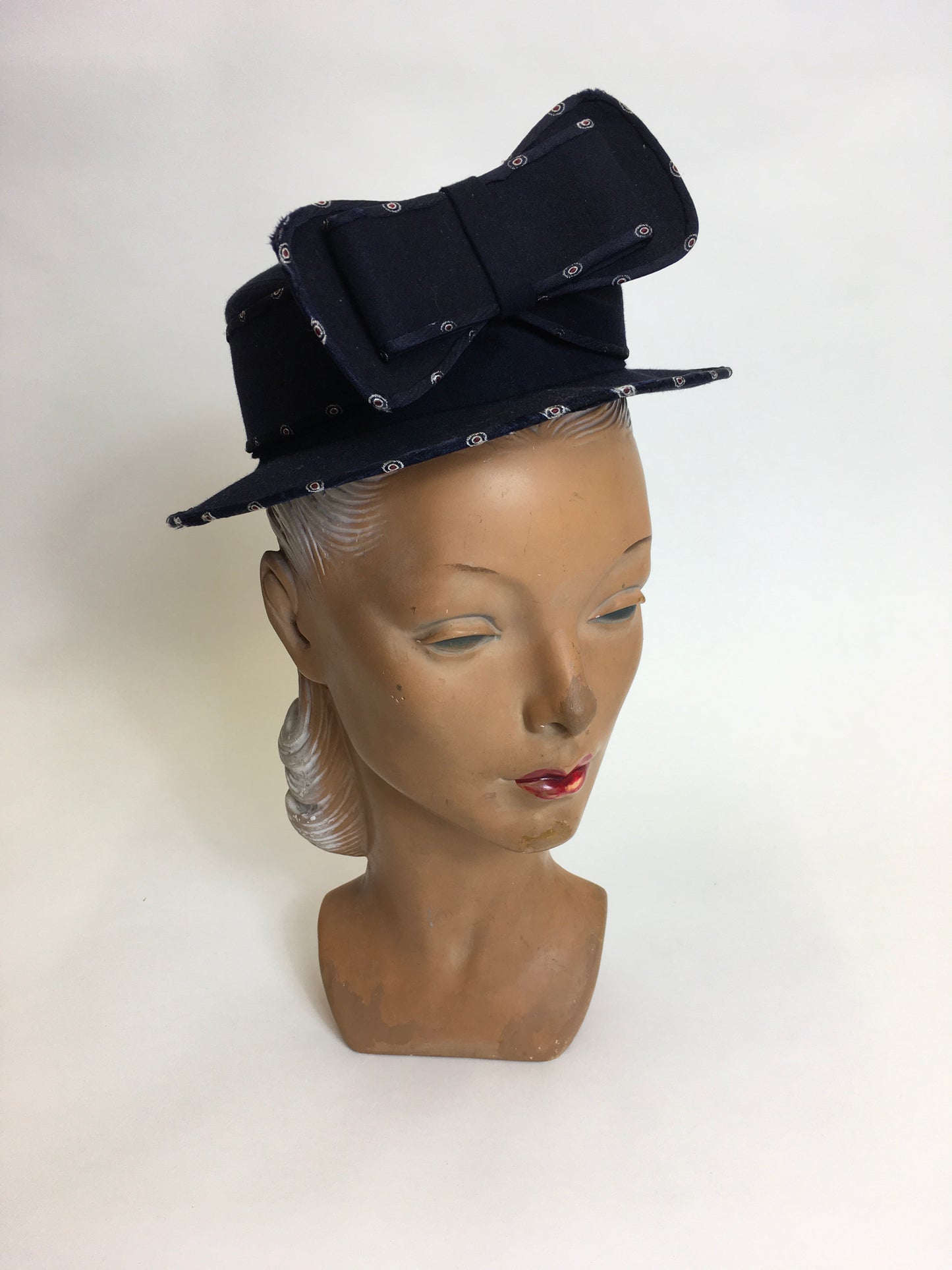 Original late 1930’s Marshall & Snelgrove Hat - Huge Bow Adornment with Fabric Trim