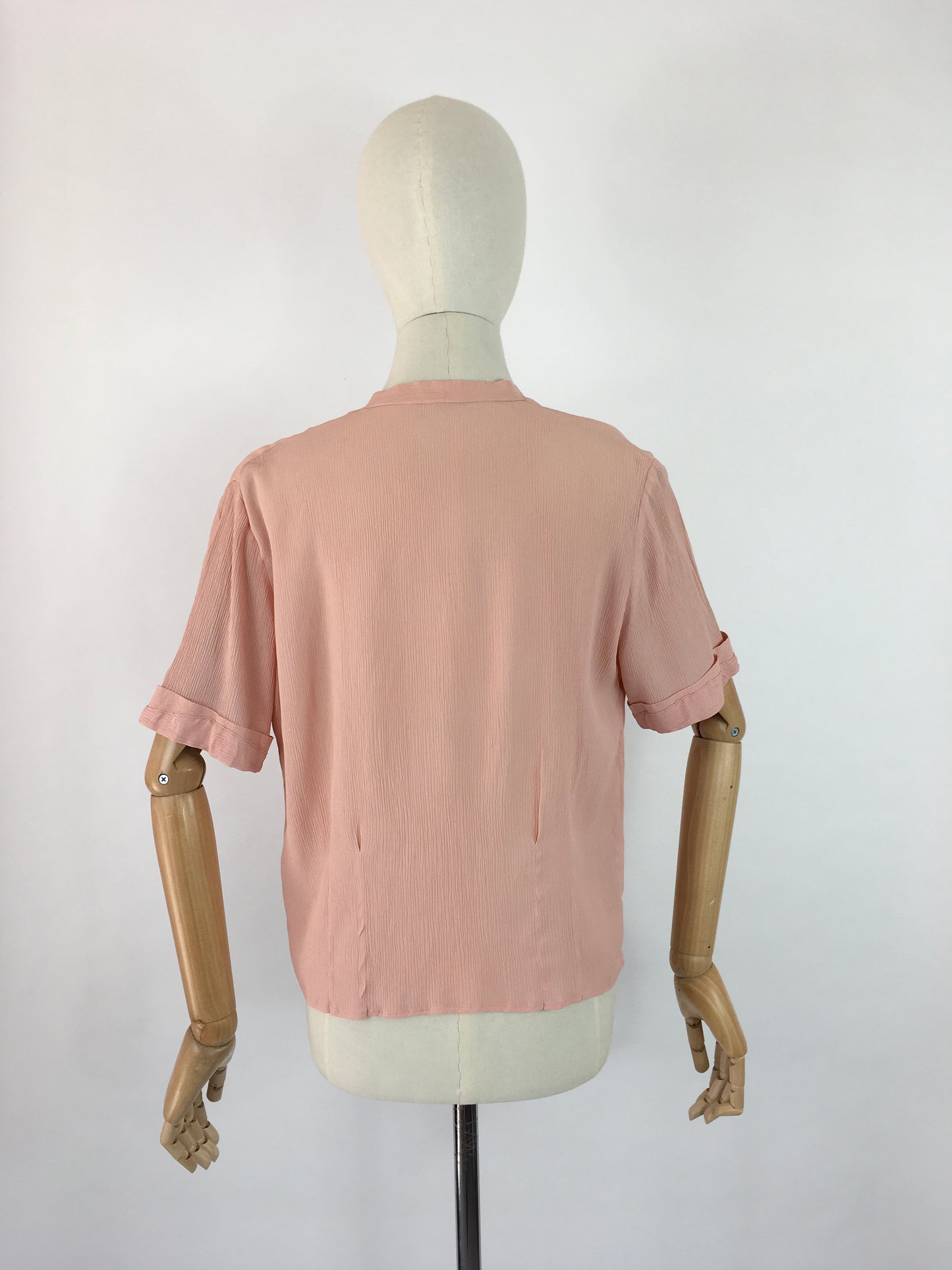 Original 1940’s Dusky Rose Crepe Blouse - Made By the Fabulous Debenham and Freebody