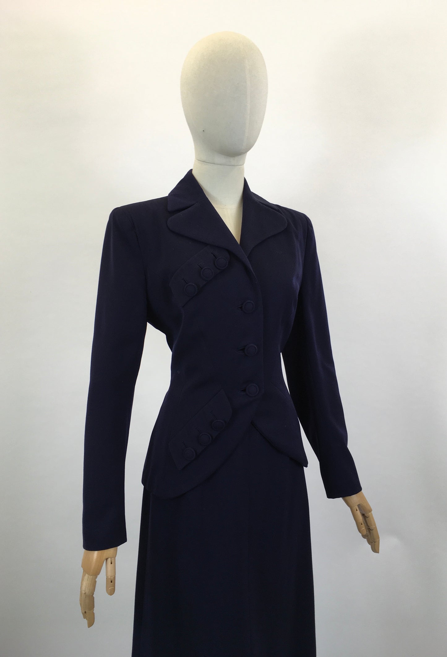 RESERVED FOR EMILY L. PLEASE DO NOT BUY. Original 1940’s Fabulous 2pc suit - True Navy