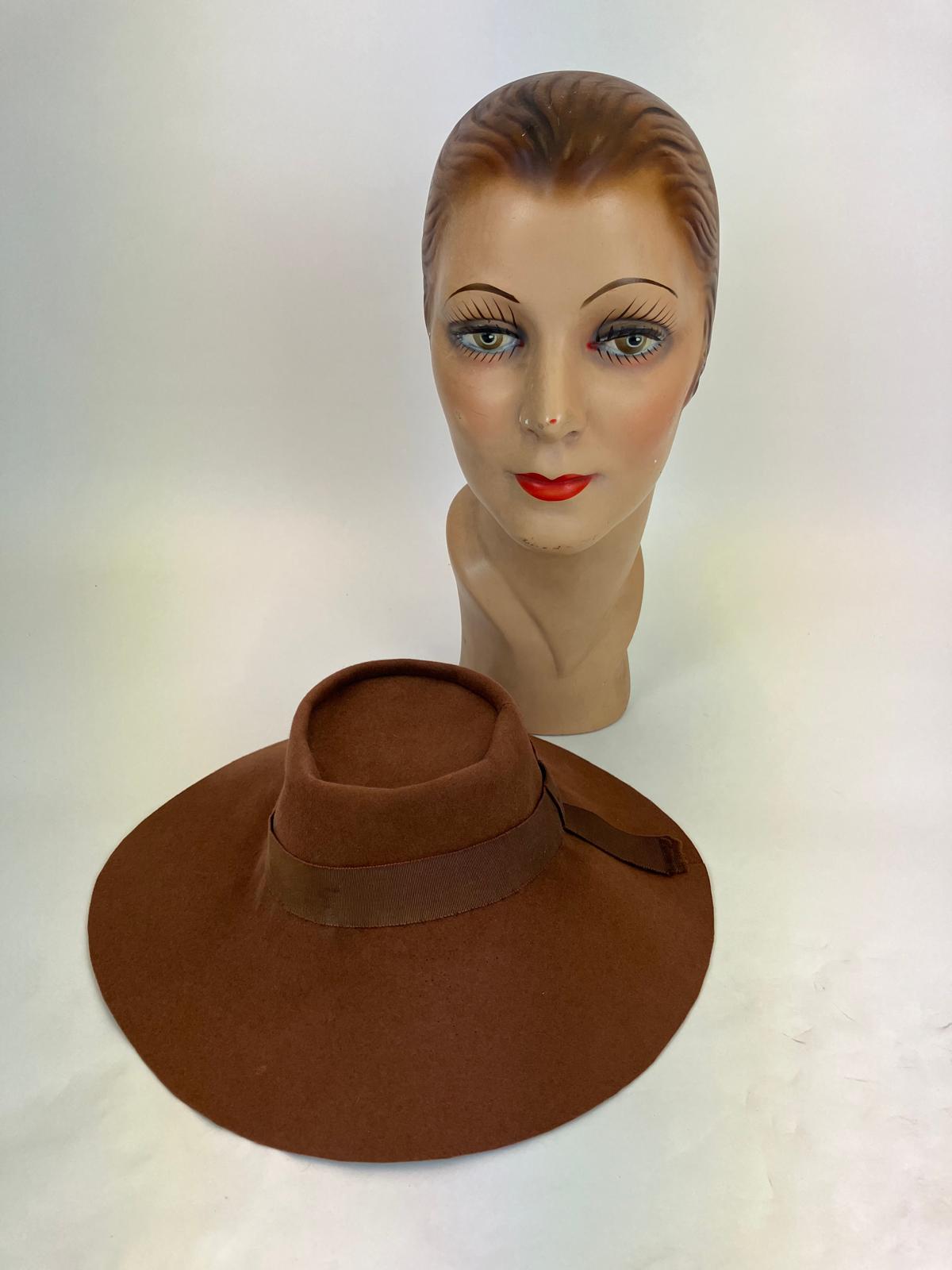 Original 1940's felt perch brimmed hat - light caramel brown