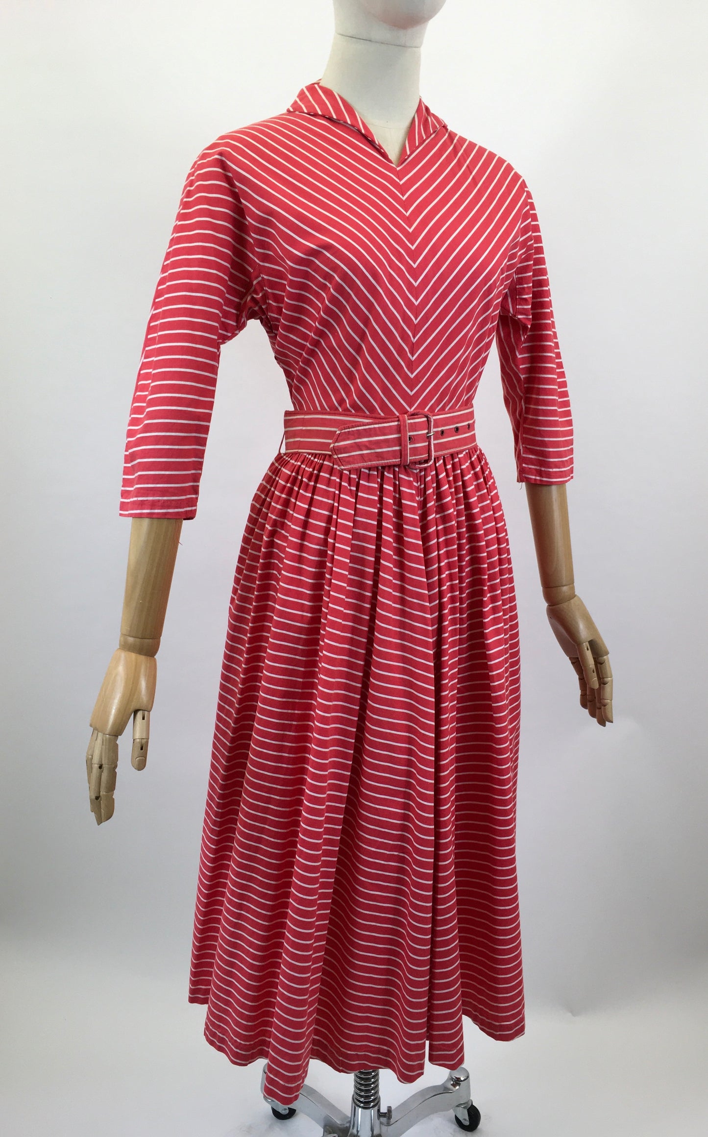 Original early 1950’s Cotton Day Dress - Red/ white