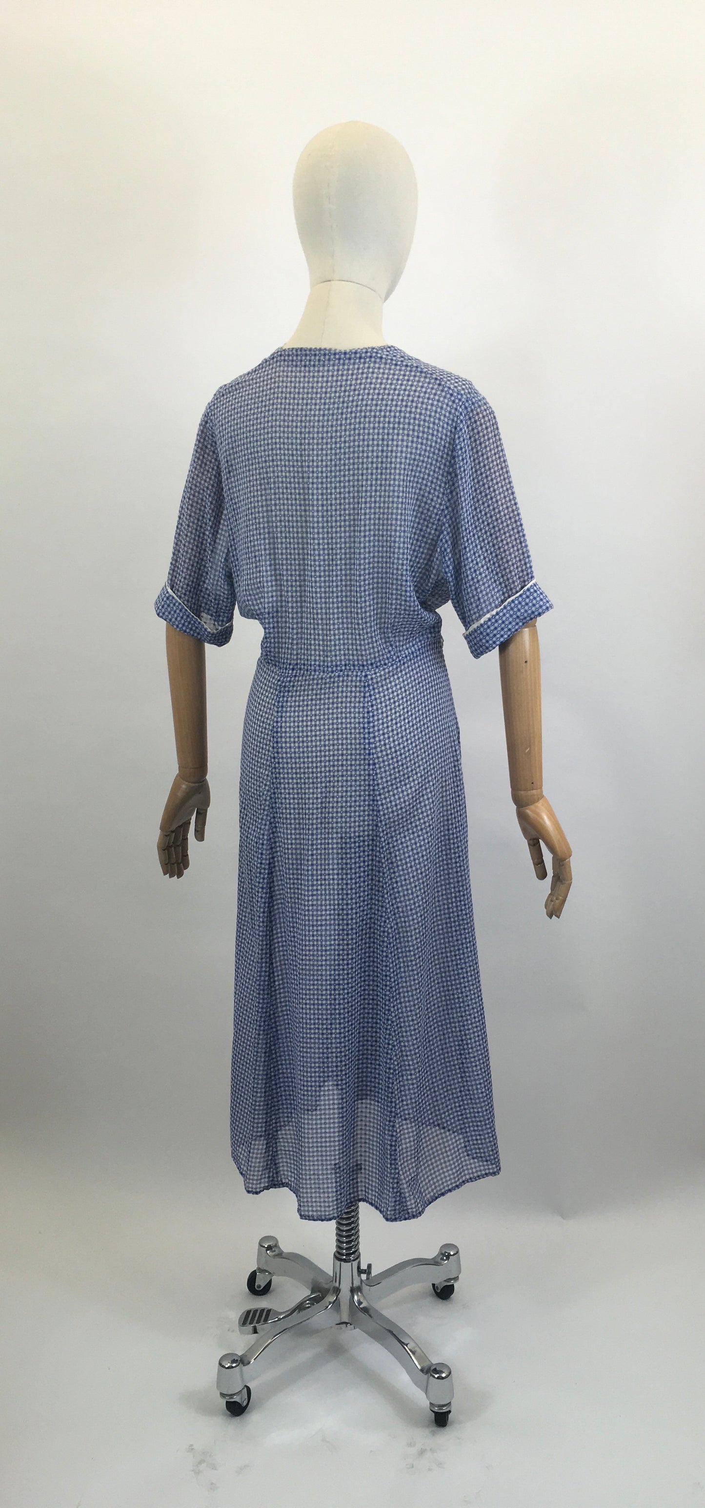 Original Late 30’s / Early 40’s Gorgeous Day dress - in Royal Blue / White gingham