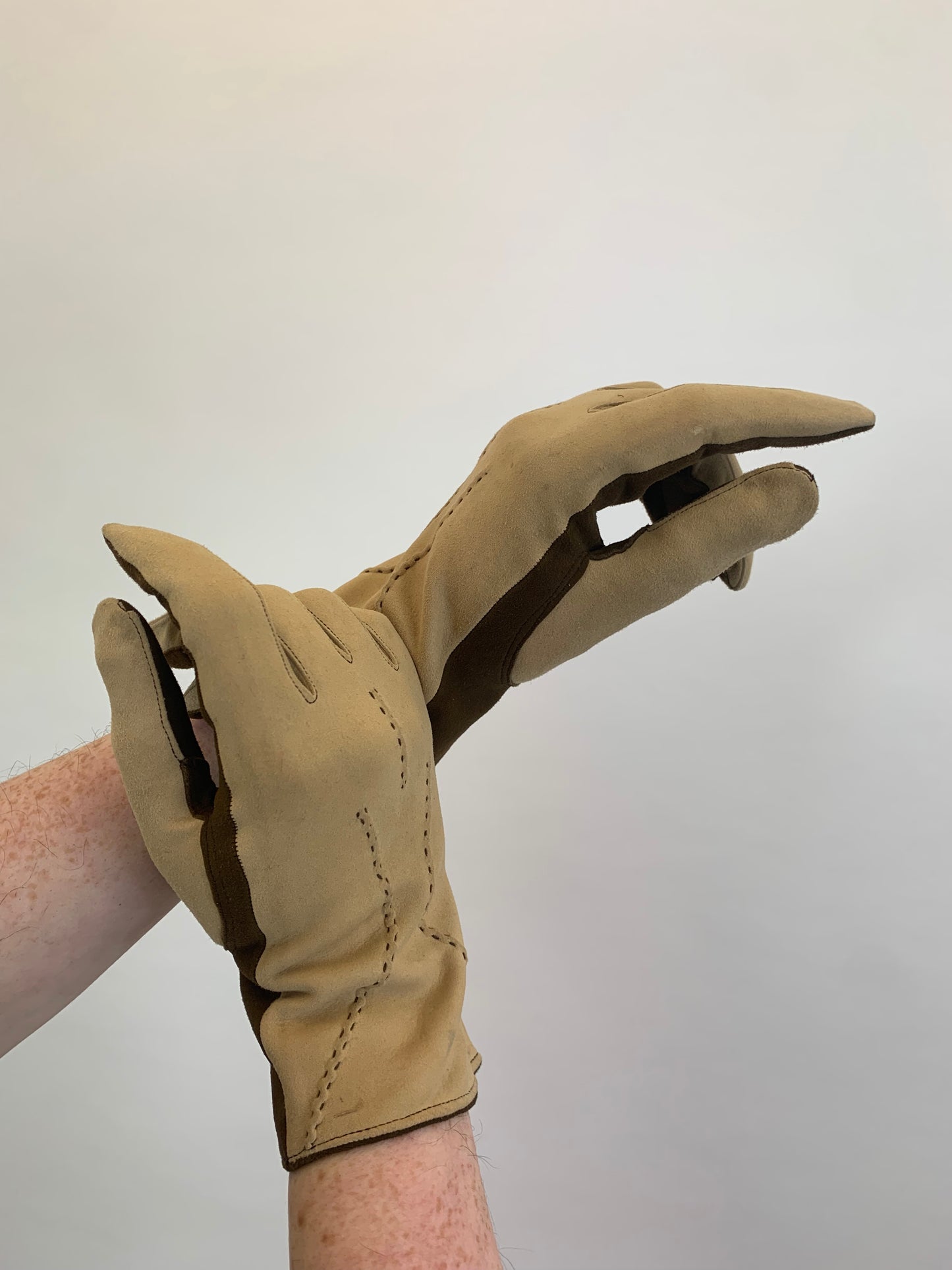 Original 1940's pair Gloves - 2 tone Fawn and Brown colourway