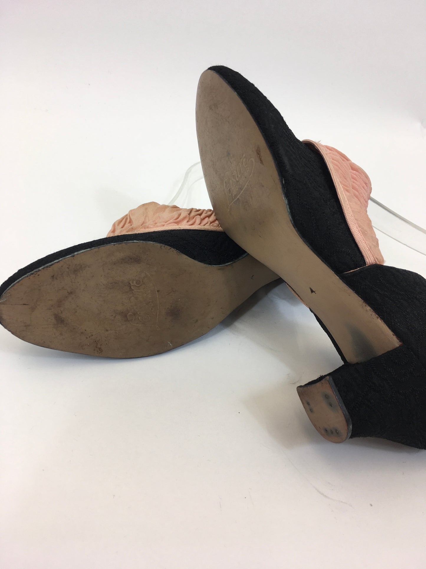 Original 1940's Glamour slippers - Black with Dusky pink