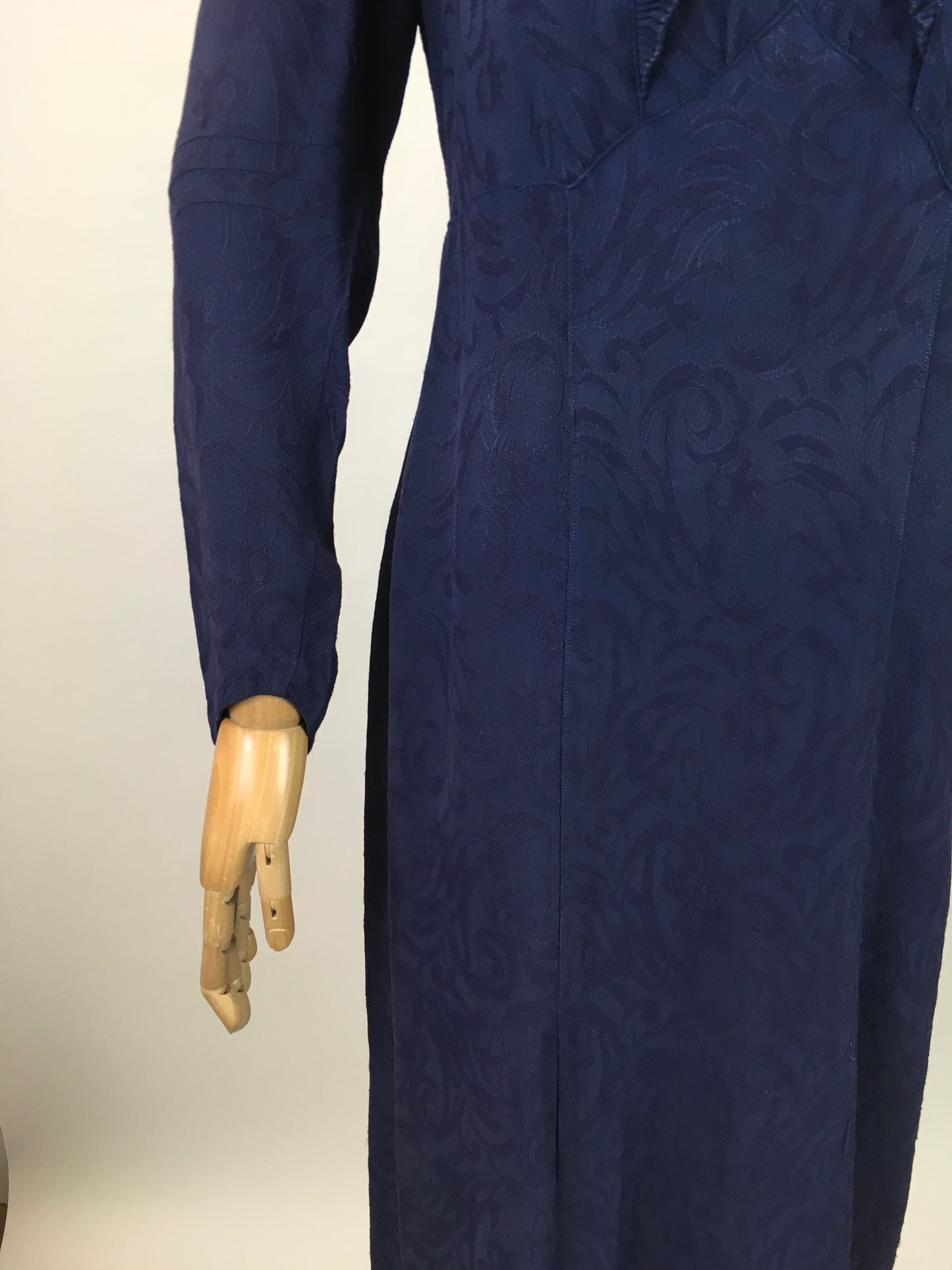 Original 1930's Darling Crepe dress - In a Classical timeless Navy