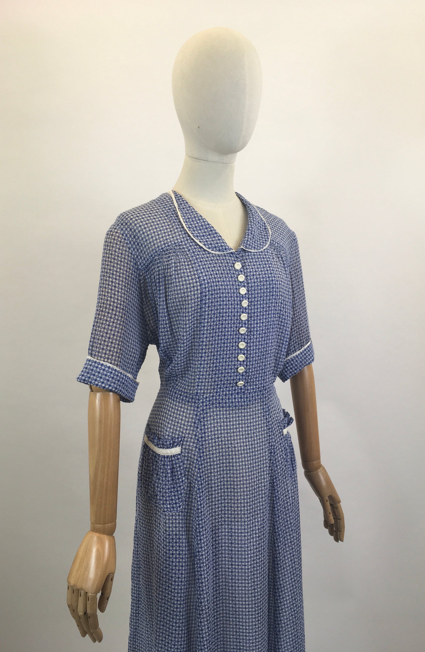 Original Late 30’s / Early 40’s Gorgeous Day dress - in Royal Blue / White gingham