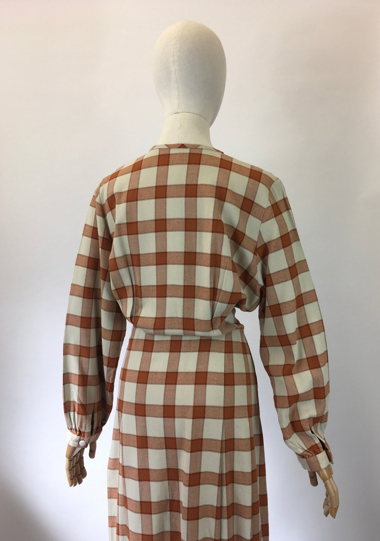 RESERVED DO NOT BUY Original 1940s woollen plaid dress - in gorgeous Cinnamon/taupe/cream