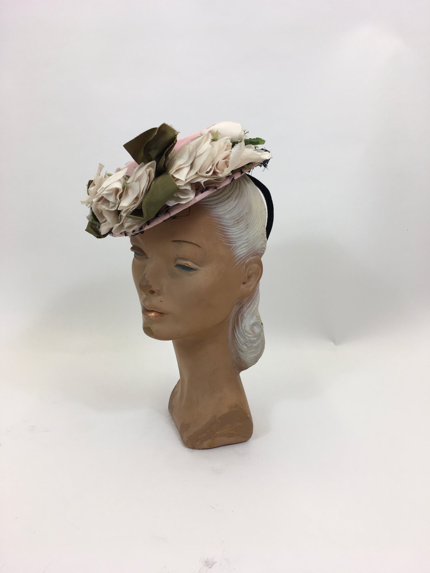 Original 1940's Fabulous Topper Hat - Pale Pink with Flowers and Veil